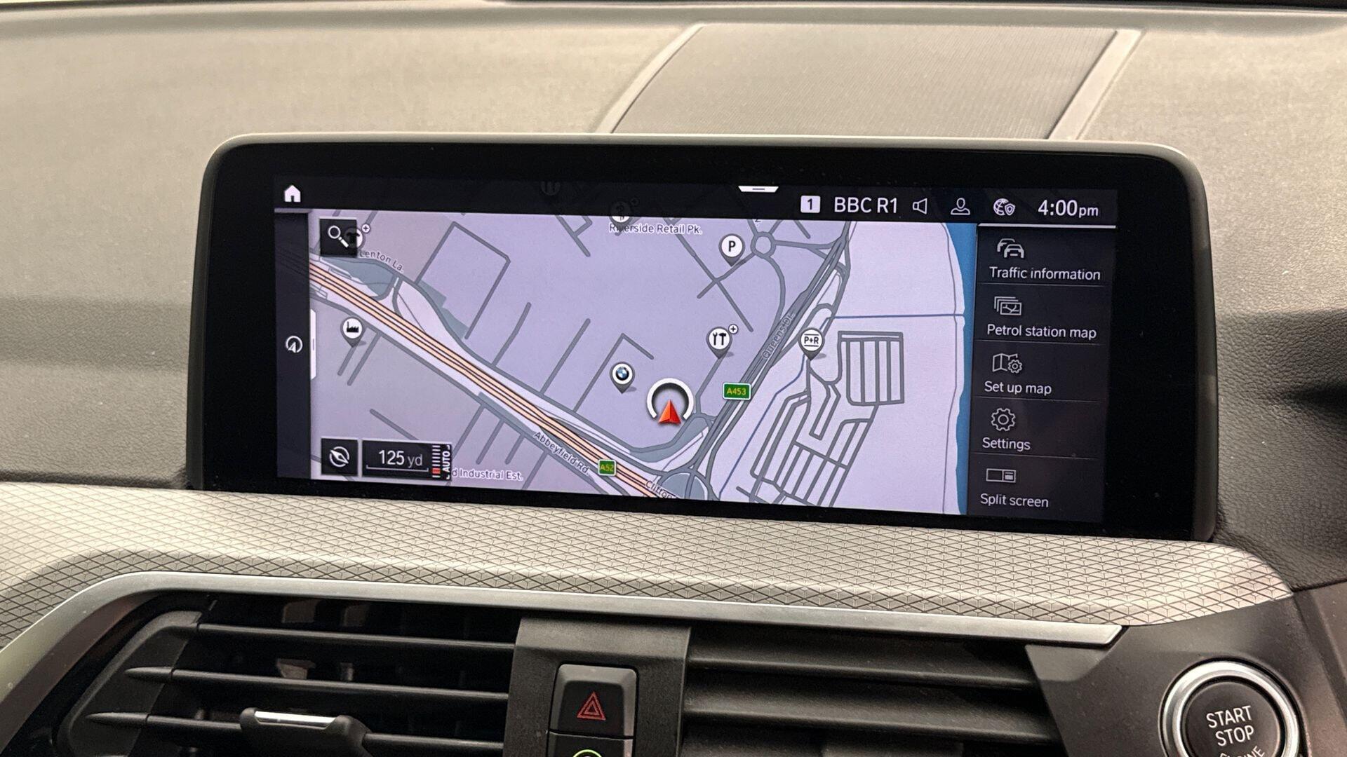 BMW X4 view 25