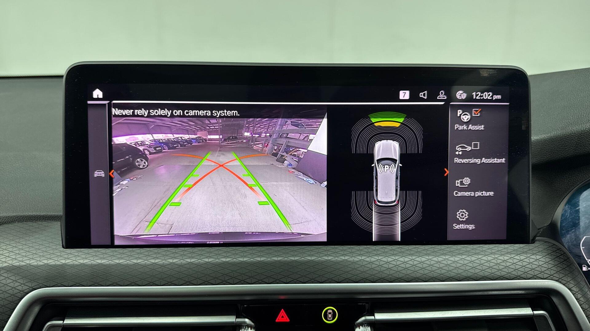BMW X3 view 26