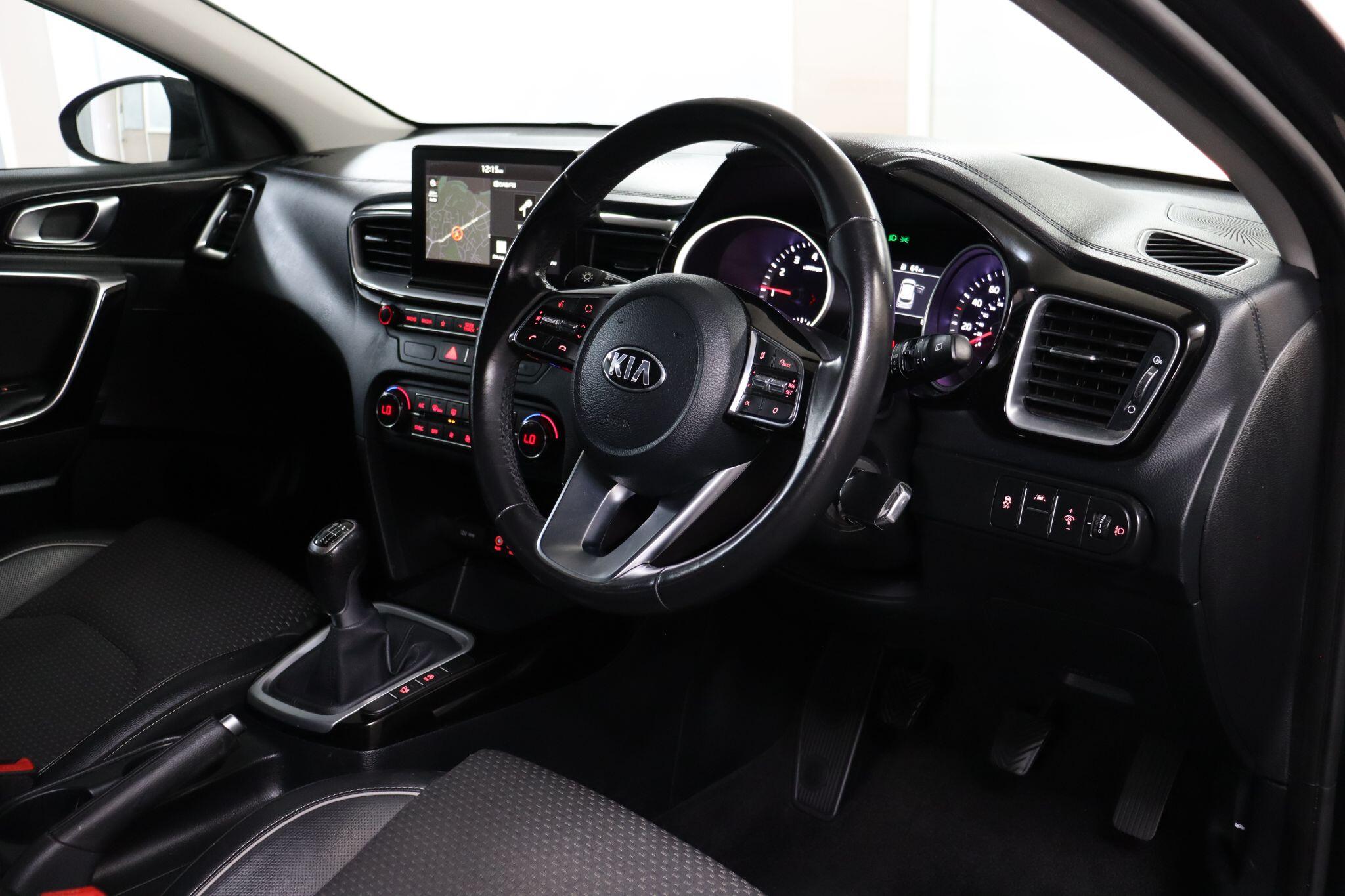 Kia Ceed view 5