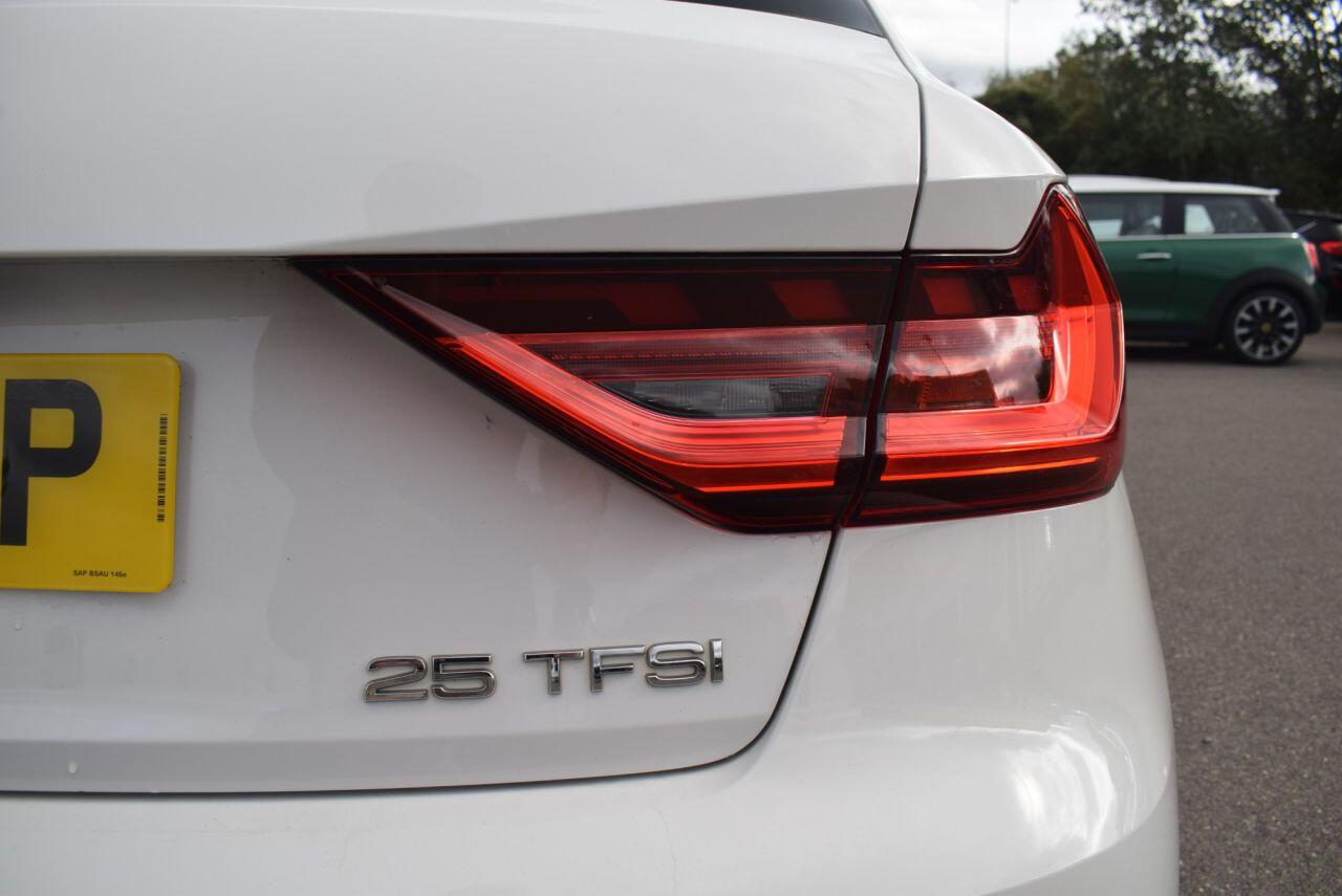 Audi A1 view 17