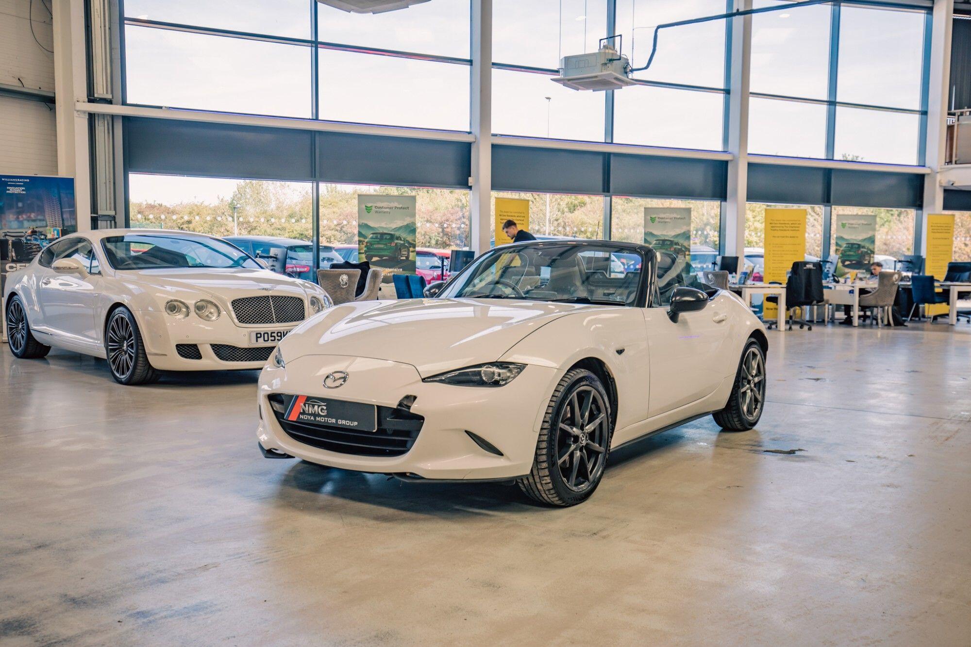 Mazda MX-5 view 24
