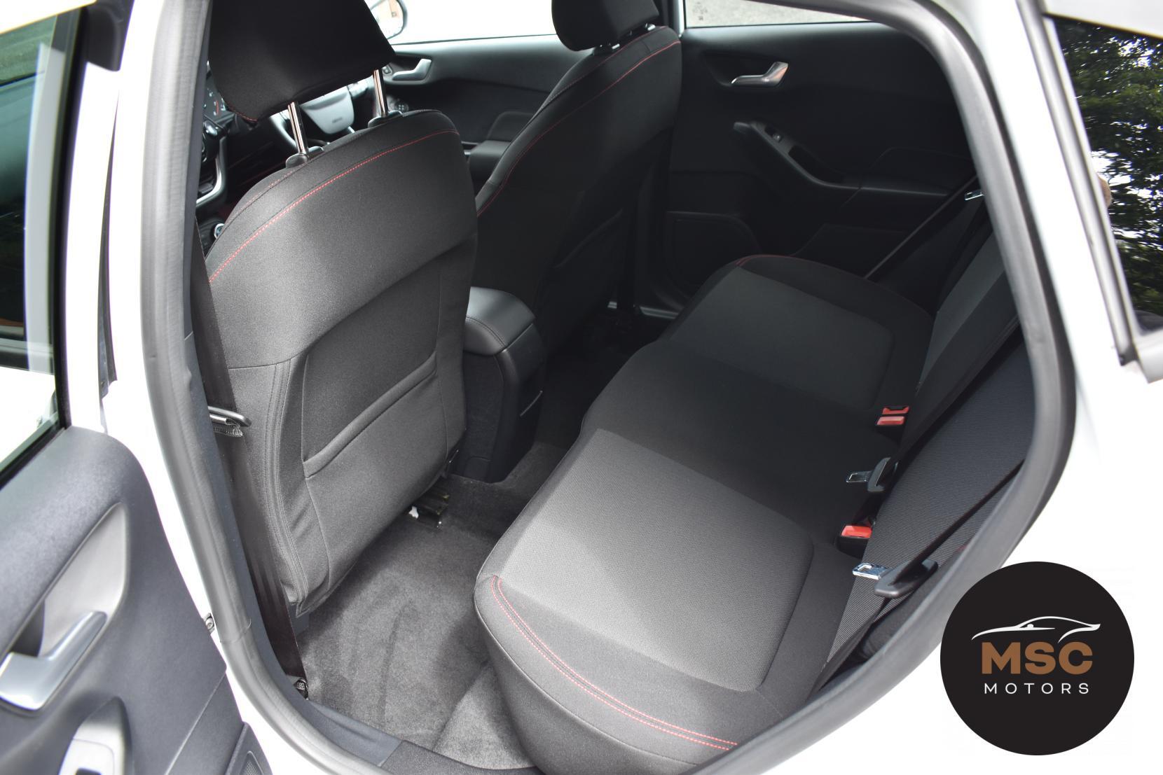 Ford Fiesta view 38
