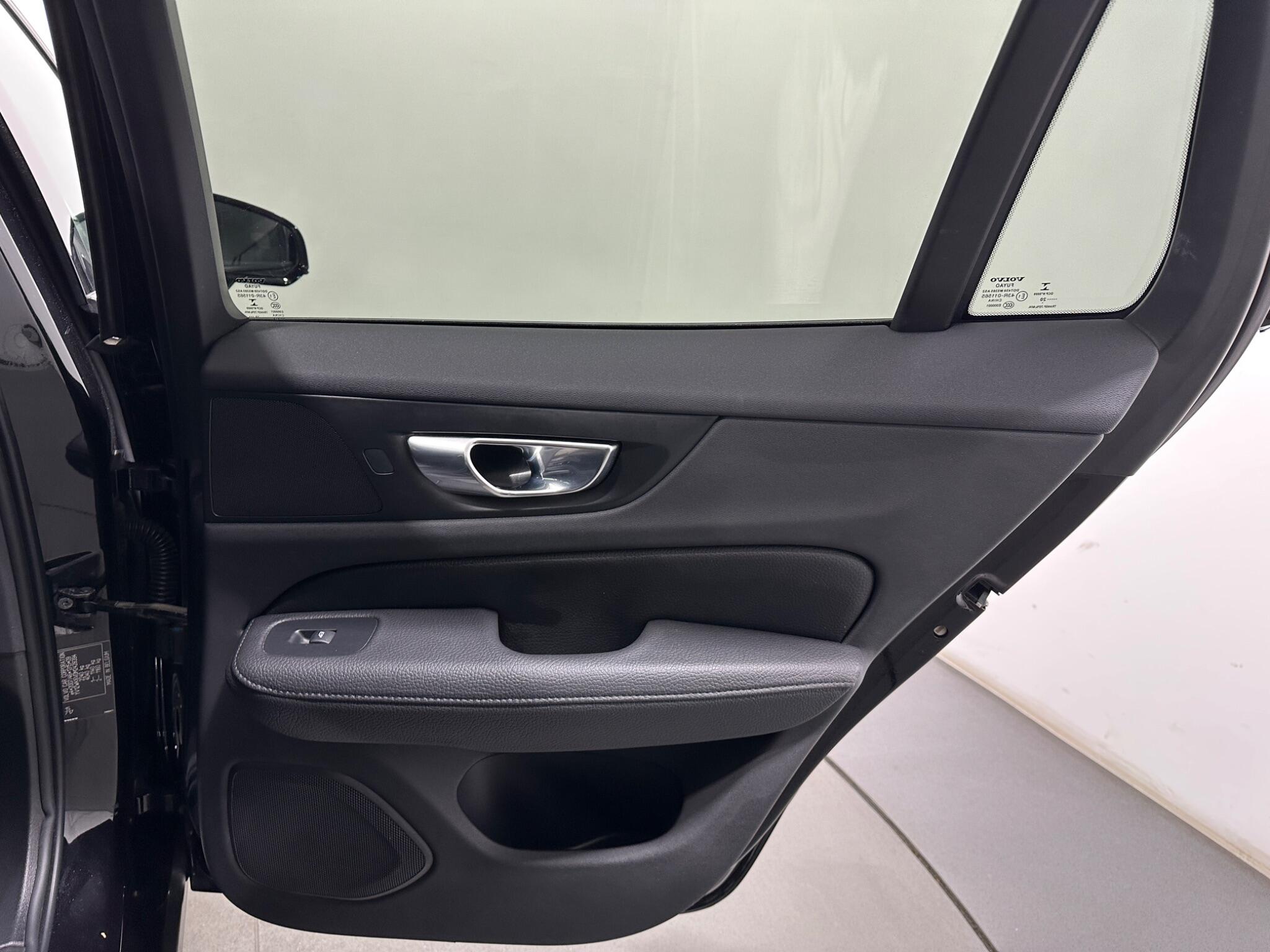 Volvo V60 view 43
