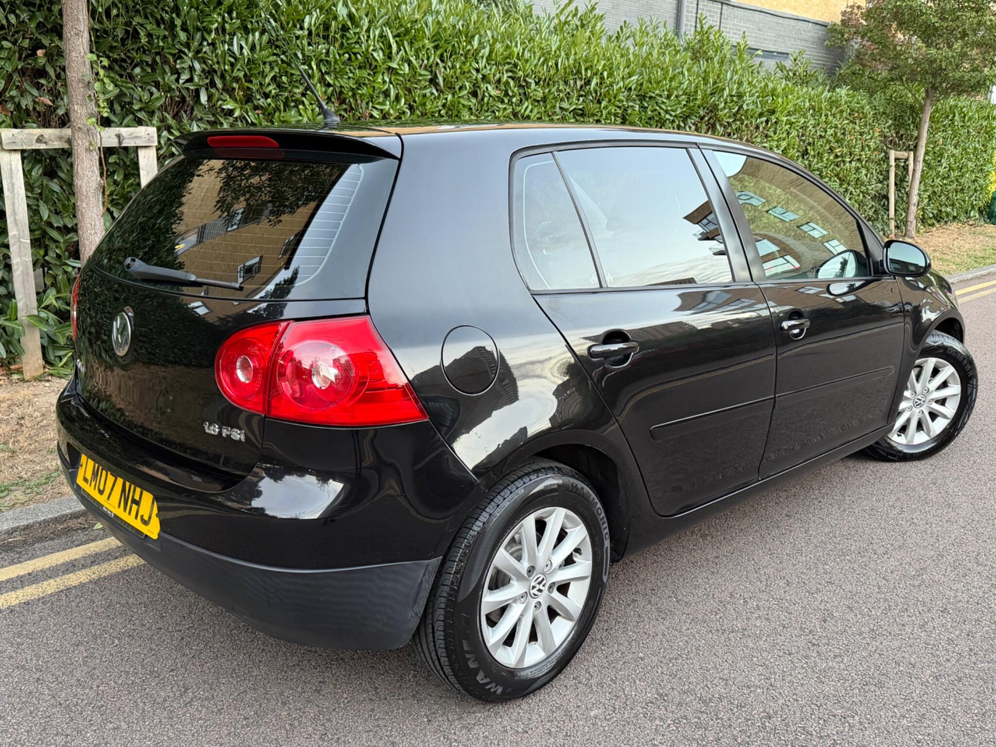 Volkswagen Golf view 11
