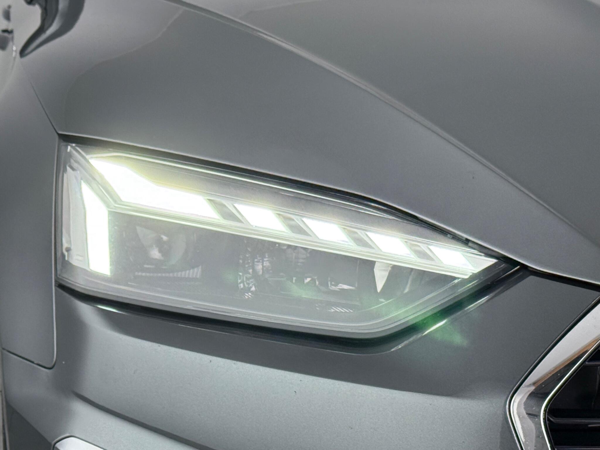 Audi A5 view 4