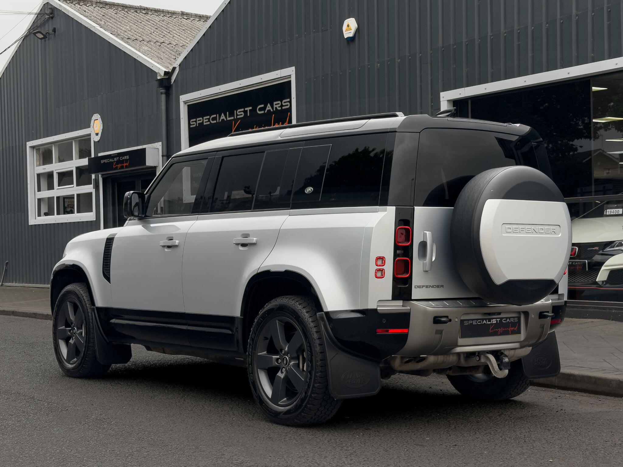 Land Rover Defender 110 view 2