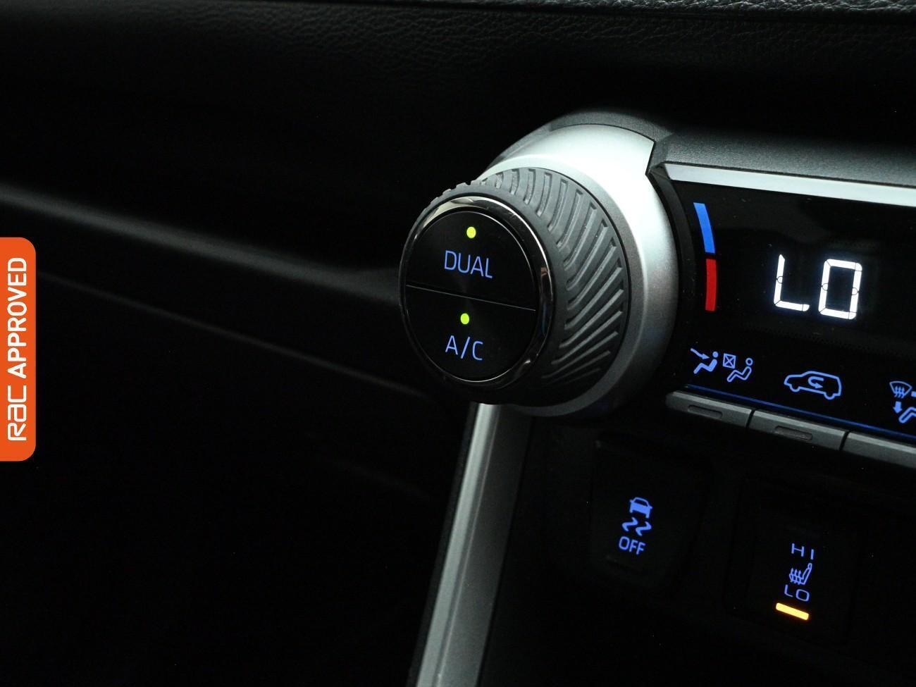Toyota Rav4 view 19