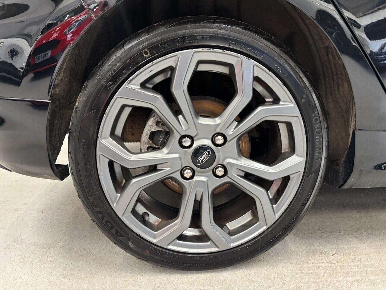 Ford Fiesta view 10