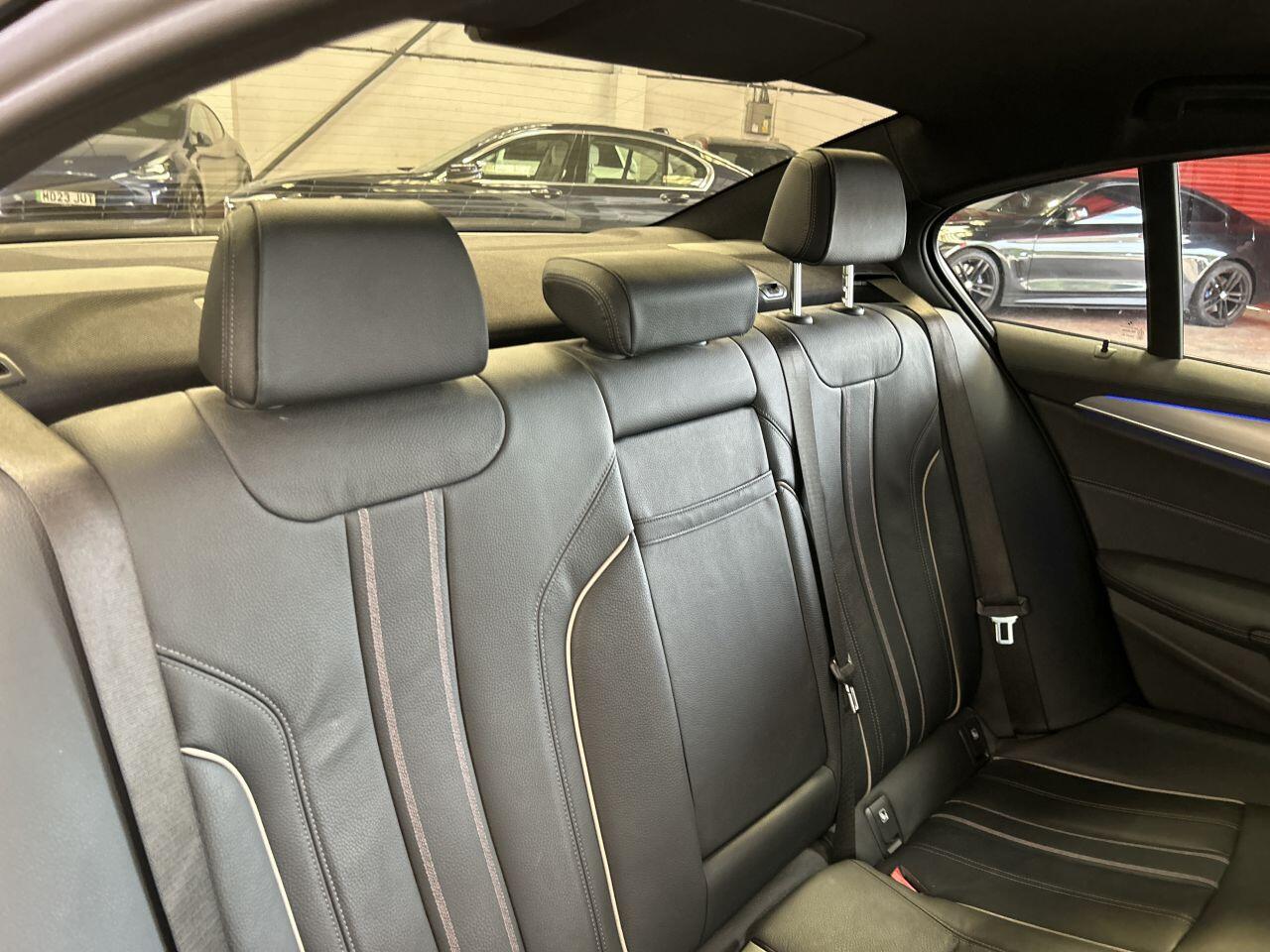 BMW 5 Series view 60