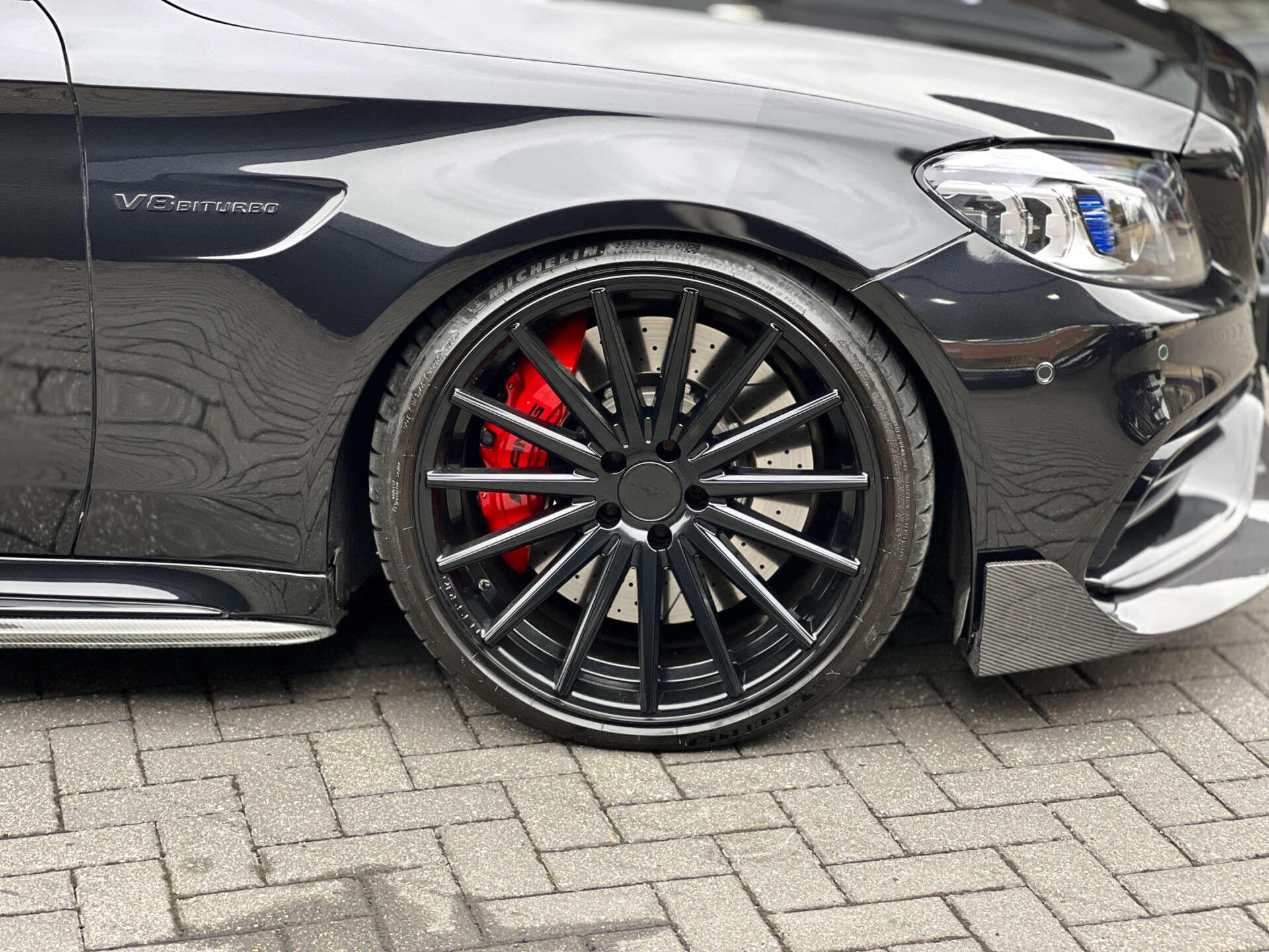 Mercedes-Benz C Class view 24