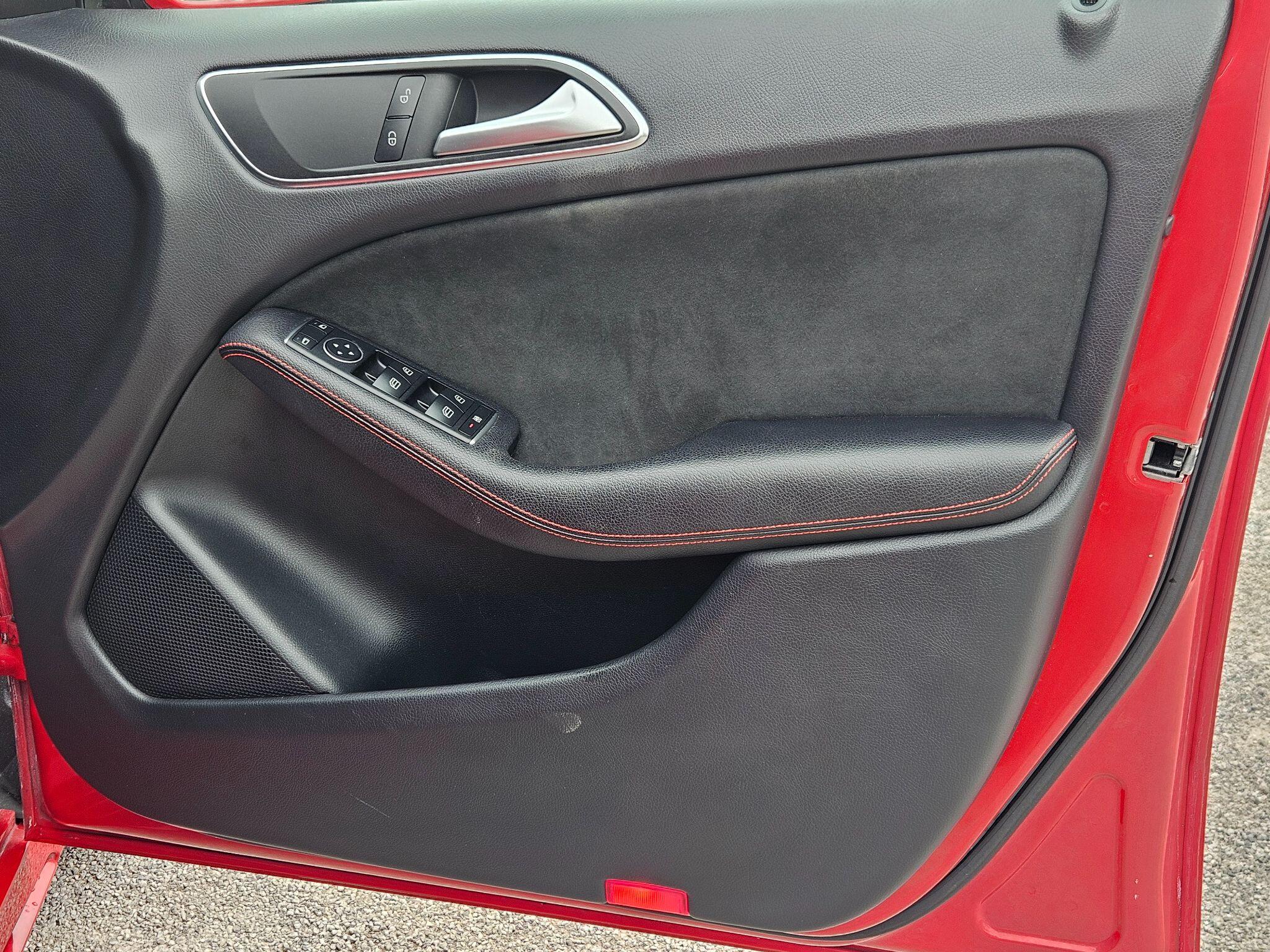 2018 Mercedes-Benz B Class image 50
