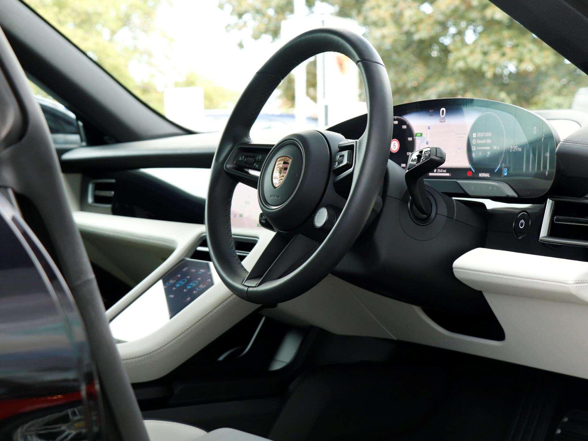 Porsche Taycan view 11
