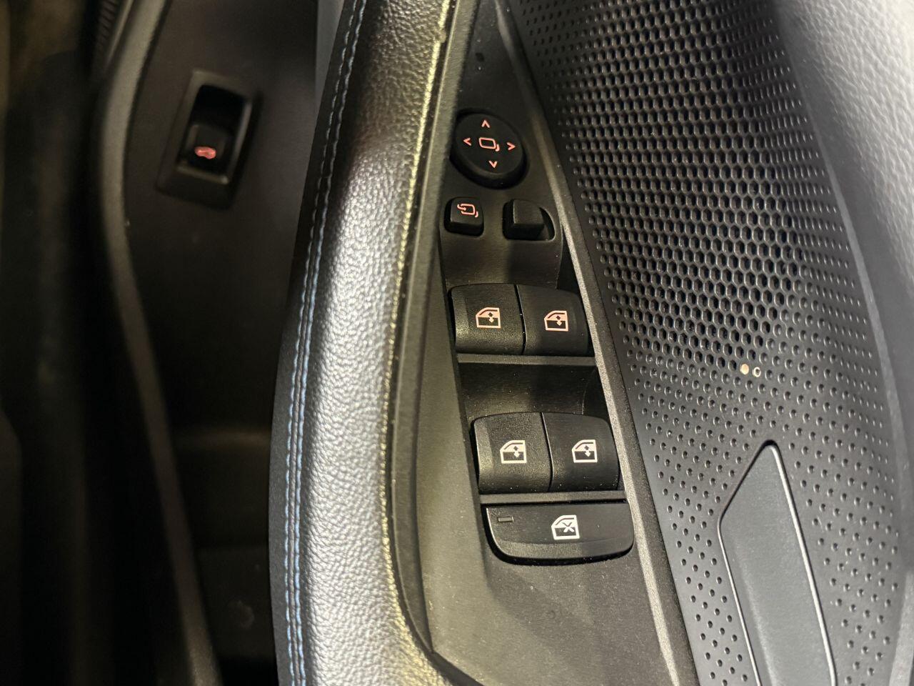 BMW I4 view 45
