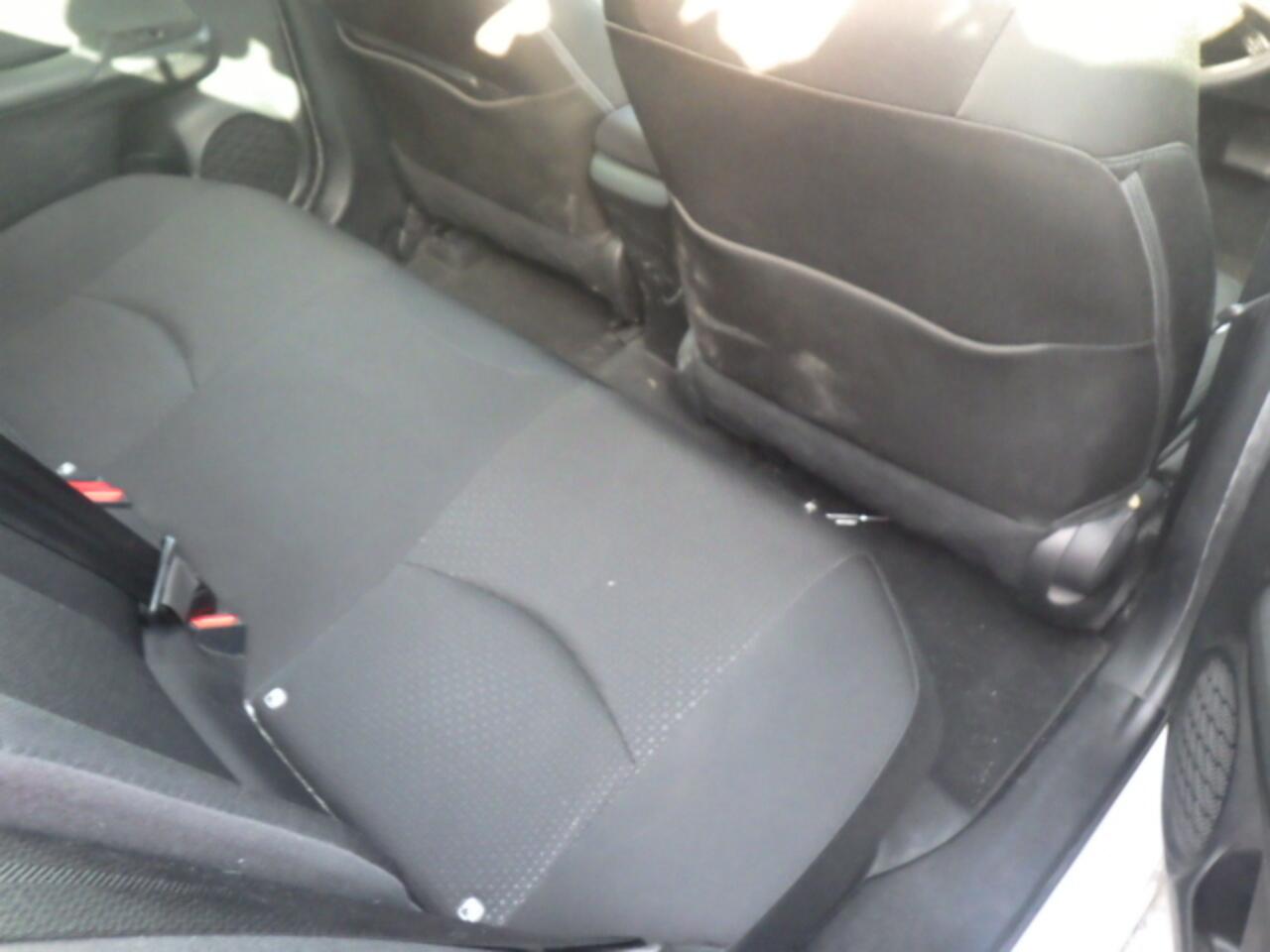 Toyota Prius view 5