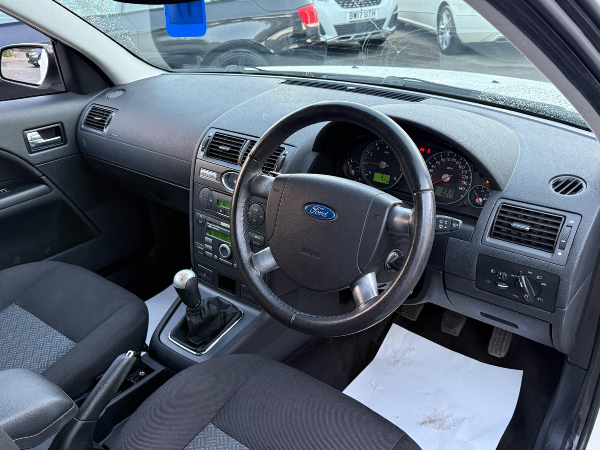 Ford Mondeo - Image 12