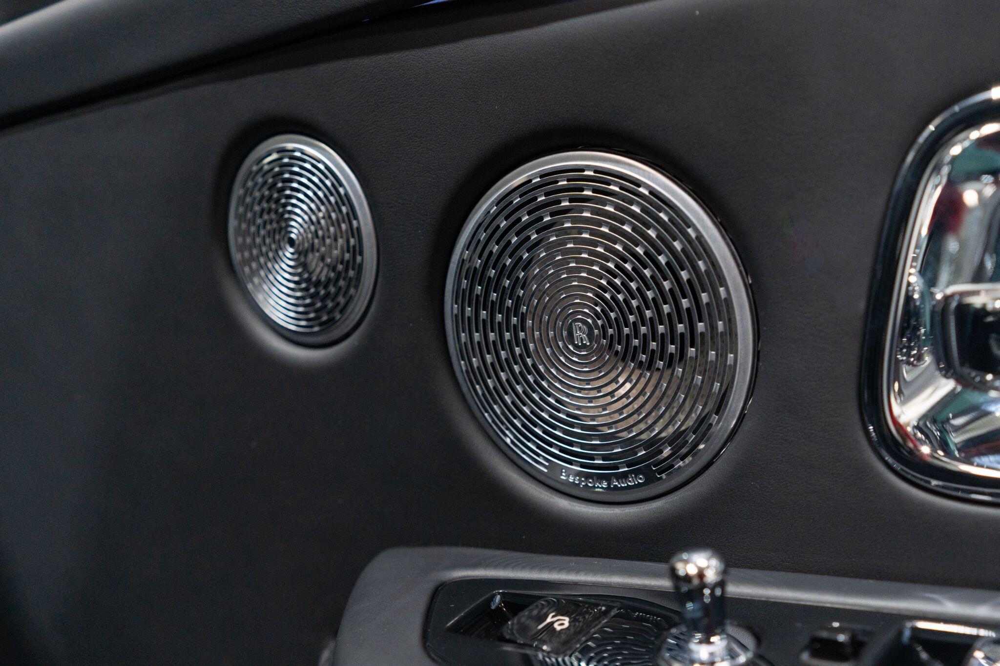 Rolls-Royce Cullinan view 40