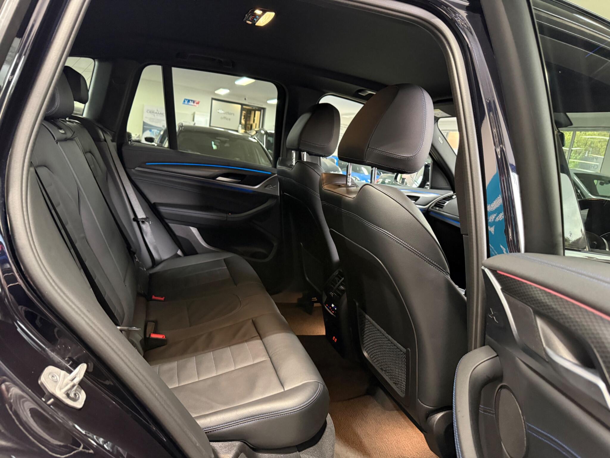 BMW X3 view 38