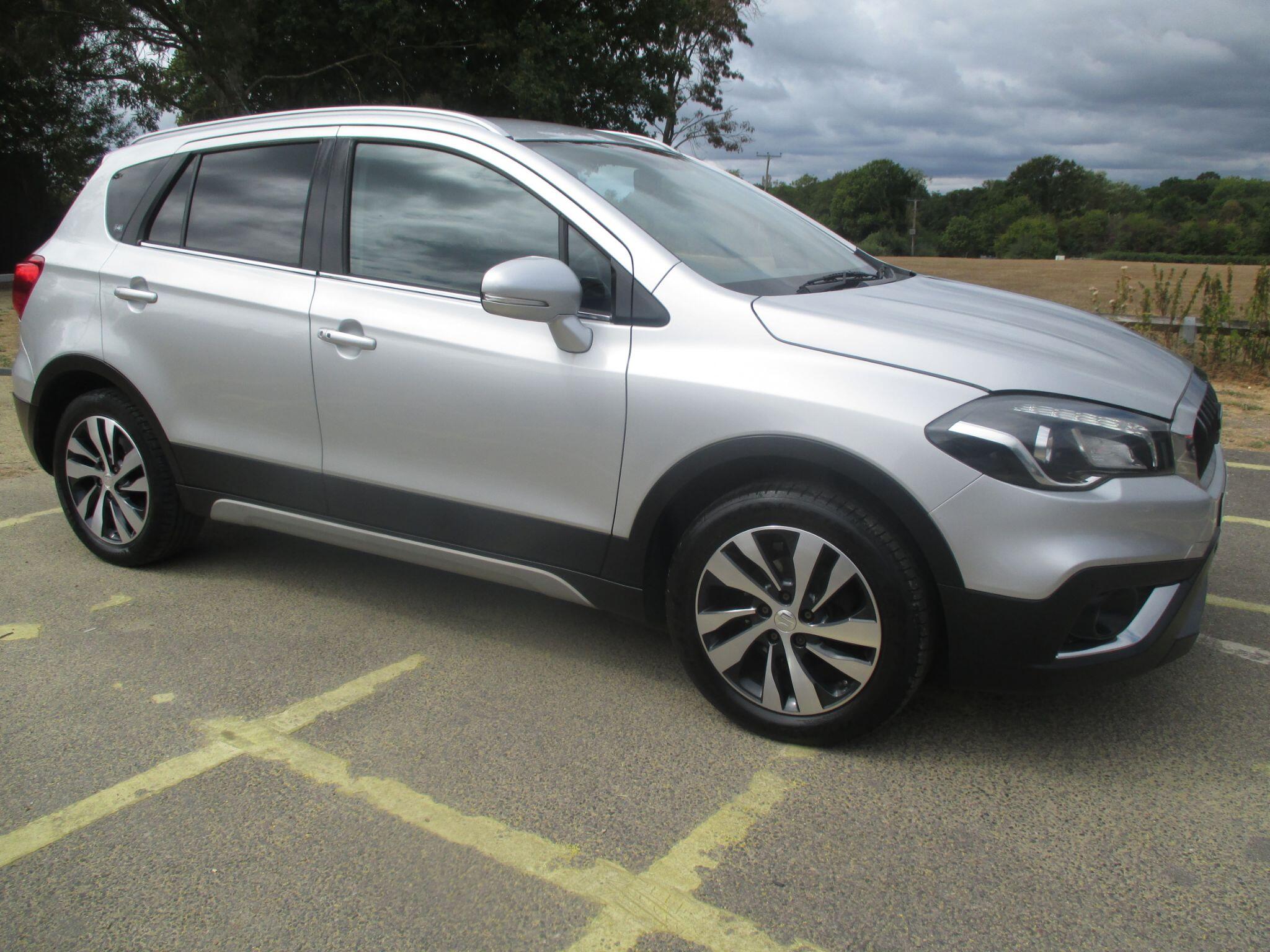 Suzuki SX4 S-Cross view 5