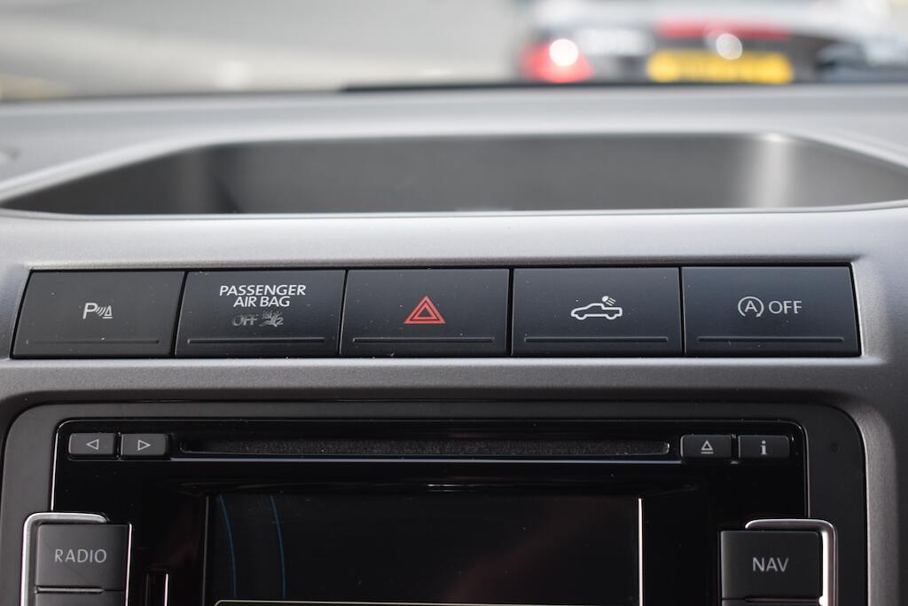 Volkswagen Amarok view 41