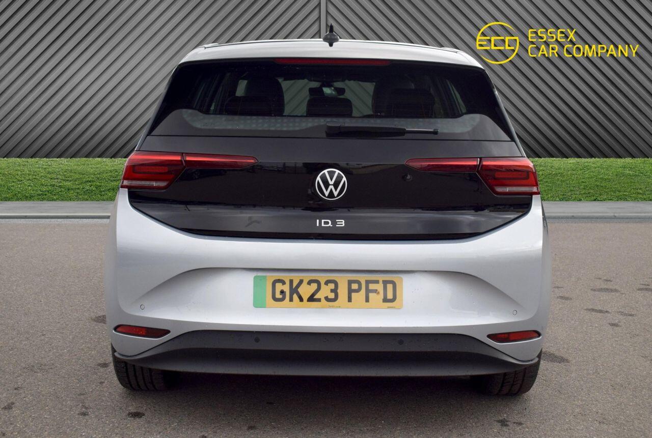 Volkswagen Id.3 view 9