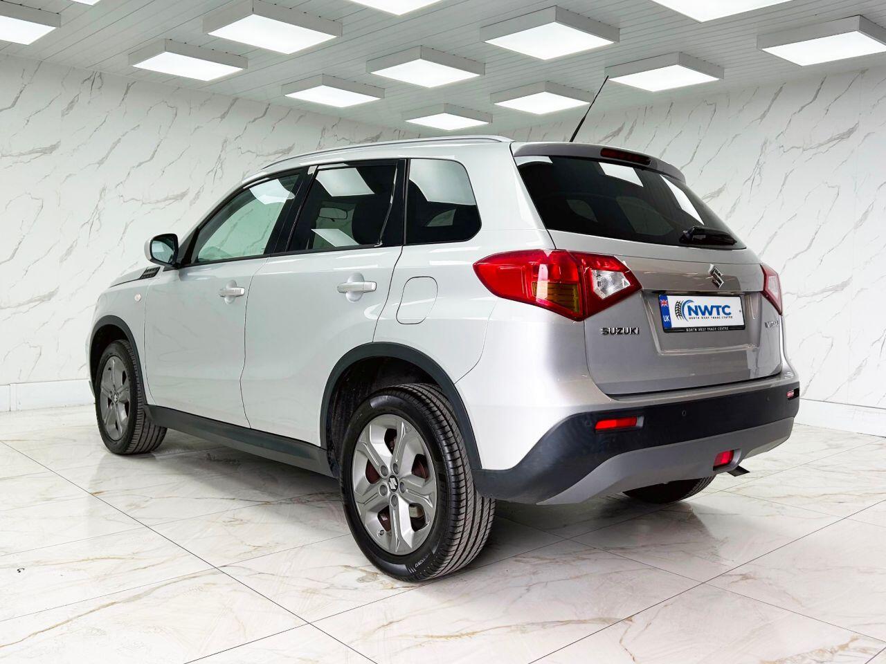 Suzuki Vitara view 8