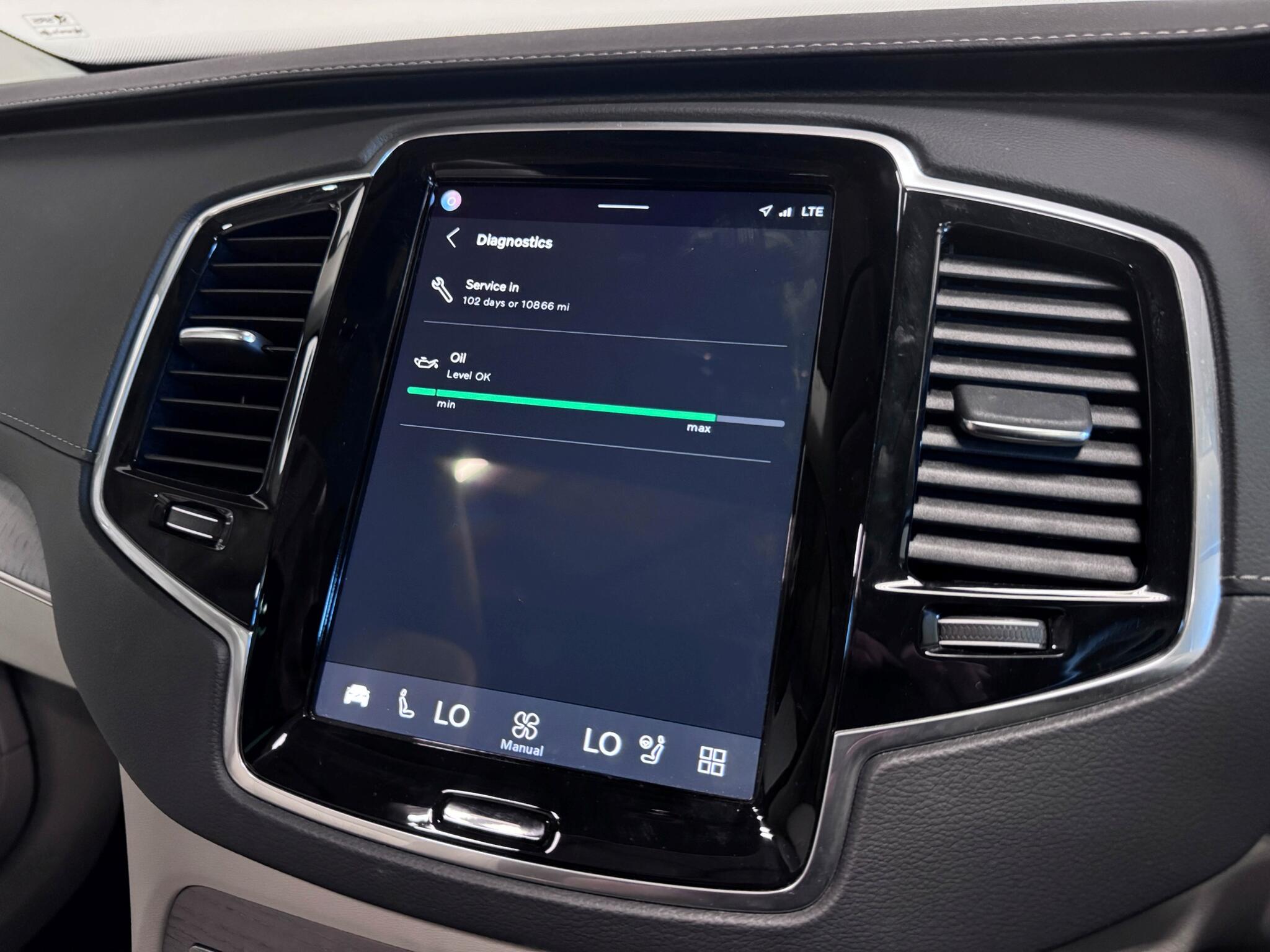 Volvo XC90 view 55