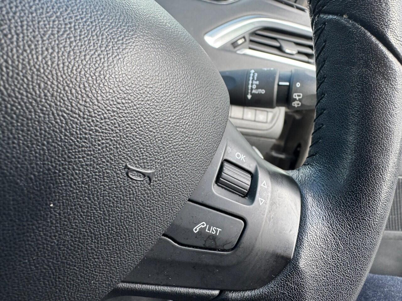 Peugeot 208 view 60
