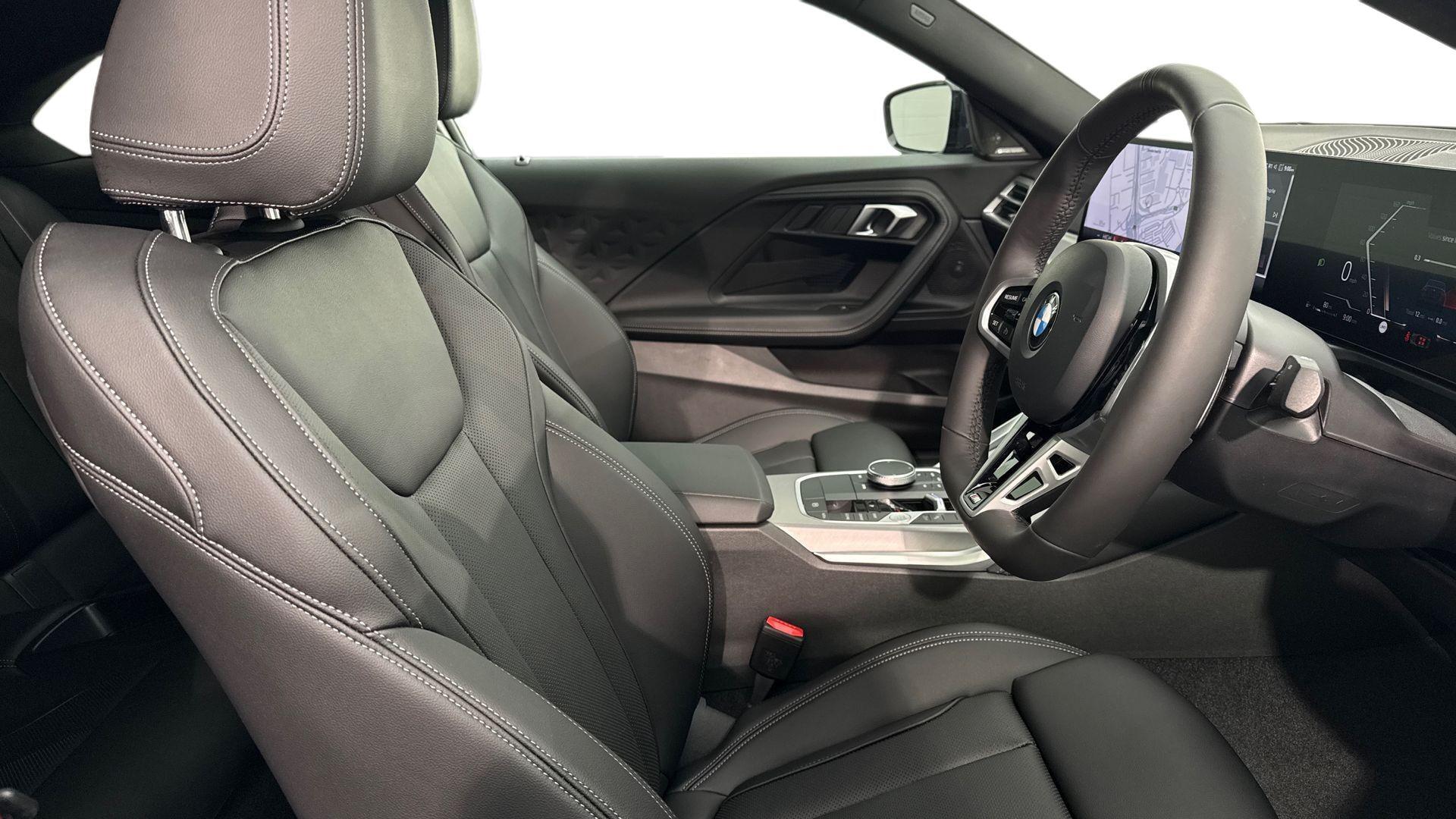 BMW 2 Series view 11