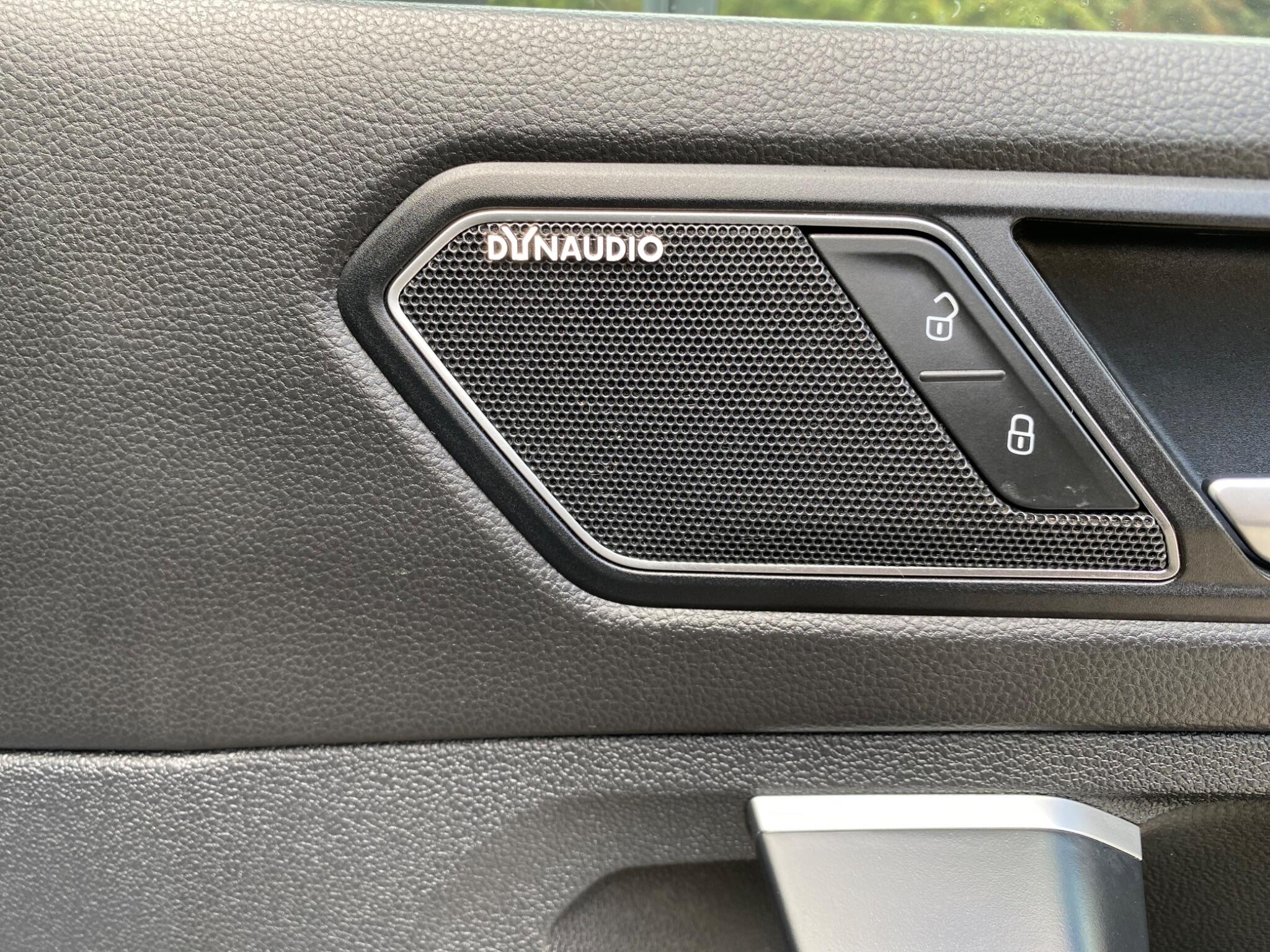 Volkswagen Tiguan view 35