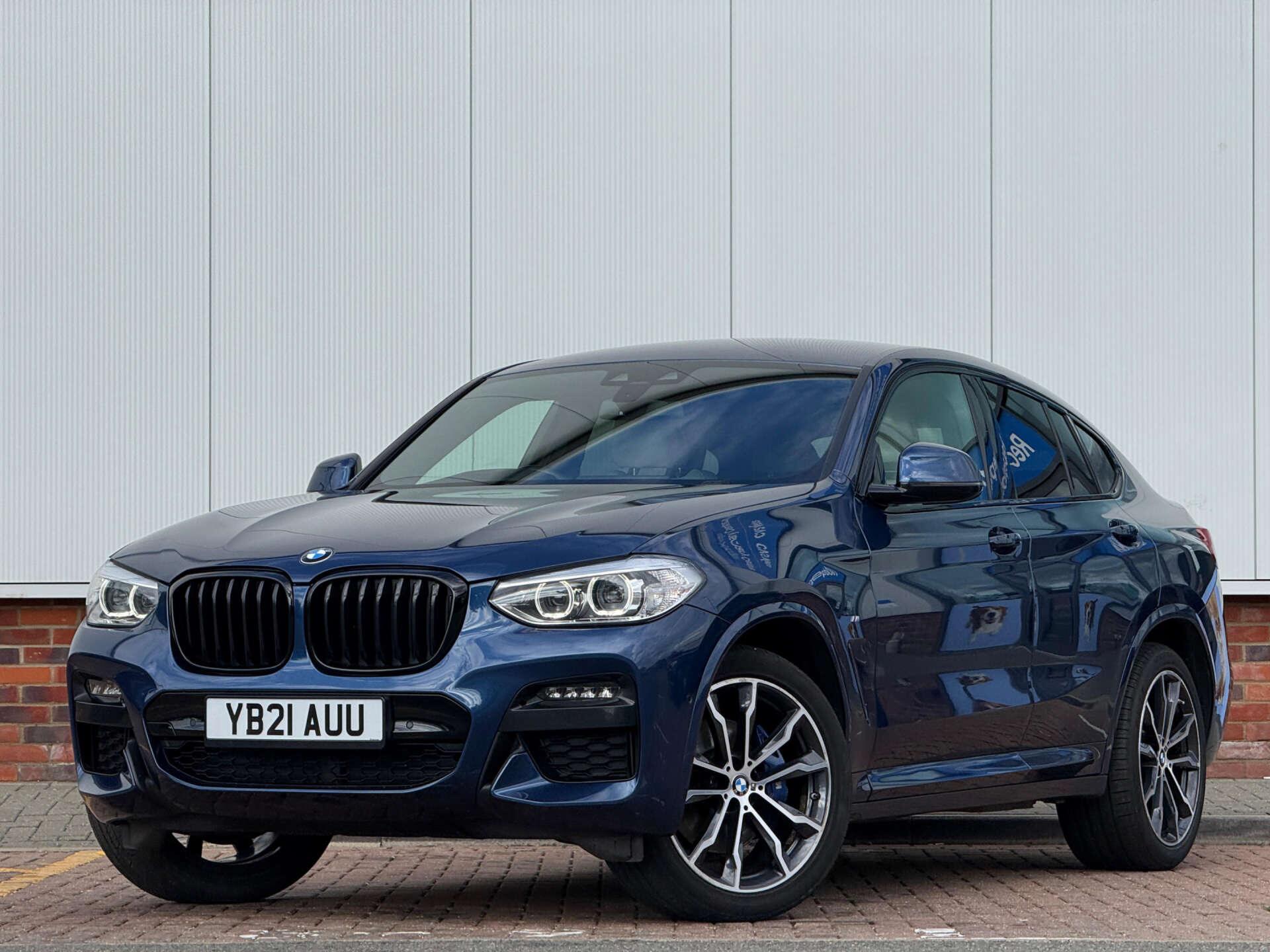 BMW X4 view 3