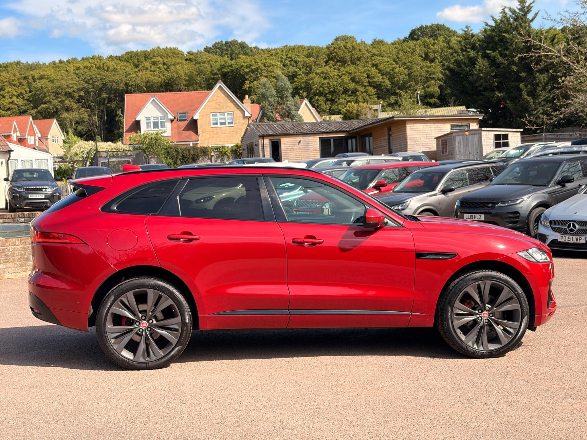 Jaguar F-Pace view 5
