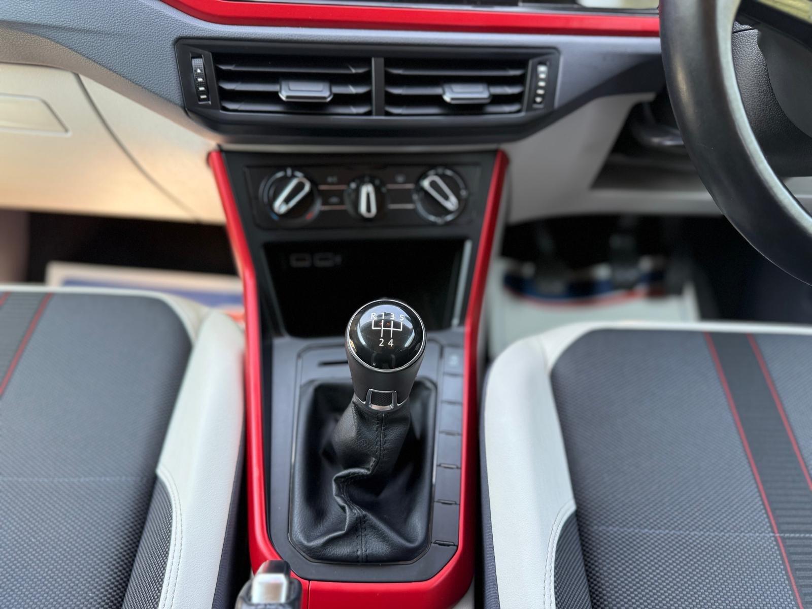 Volkswagen Polo view 29