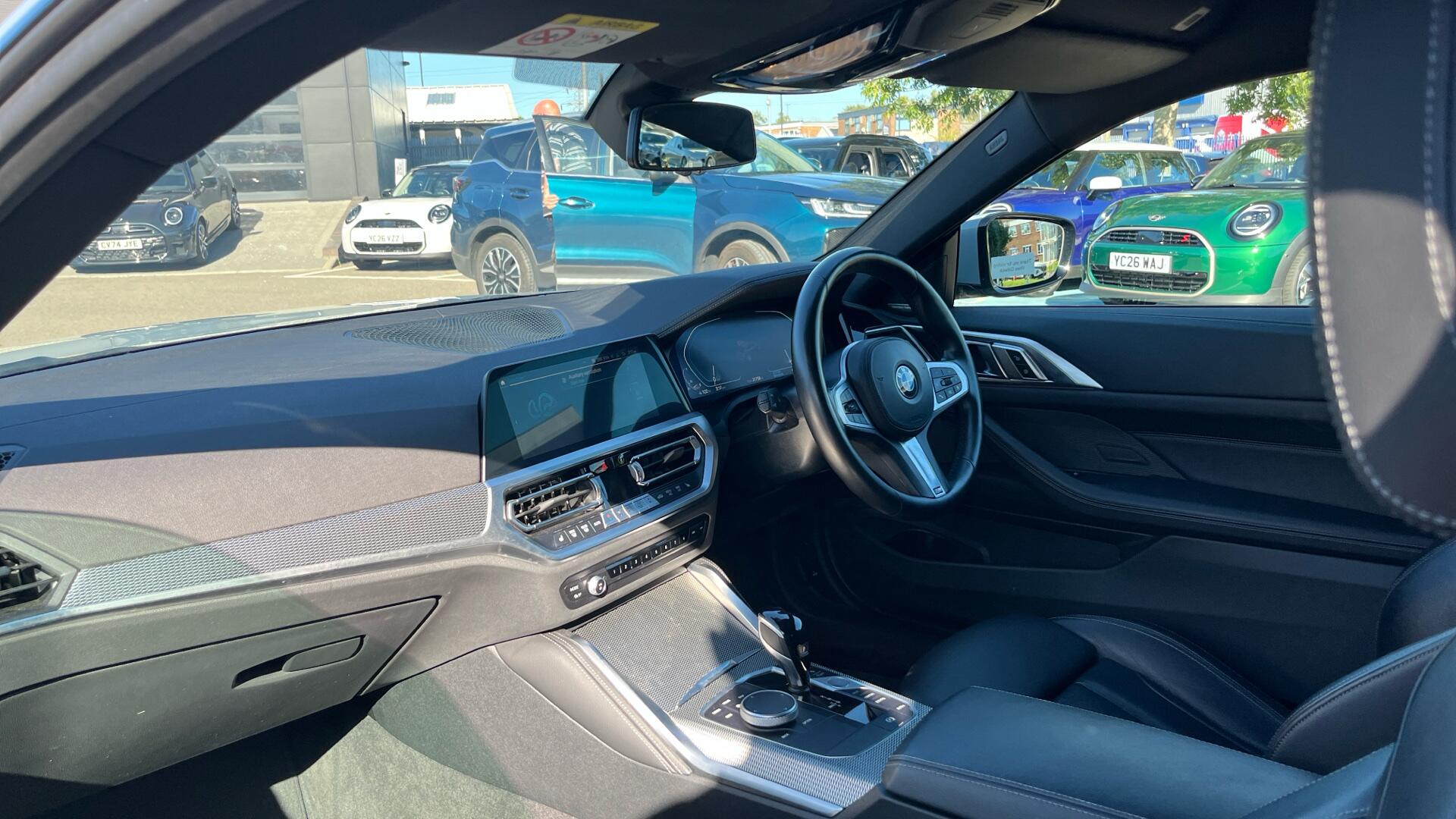 BMW 4 Series view 7