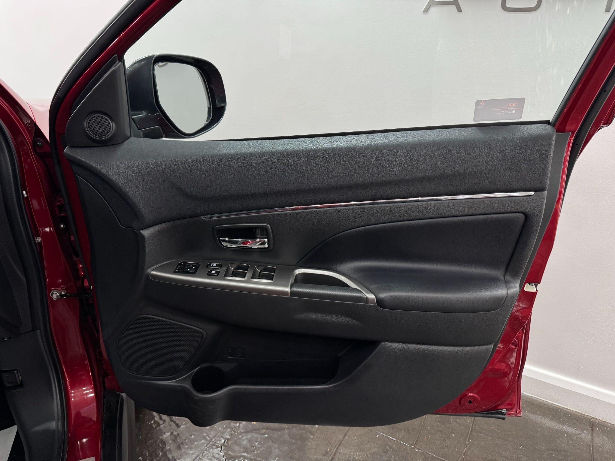 Mitsubishi Asx view 26