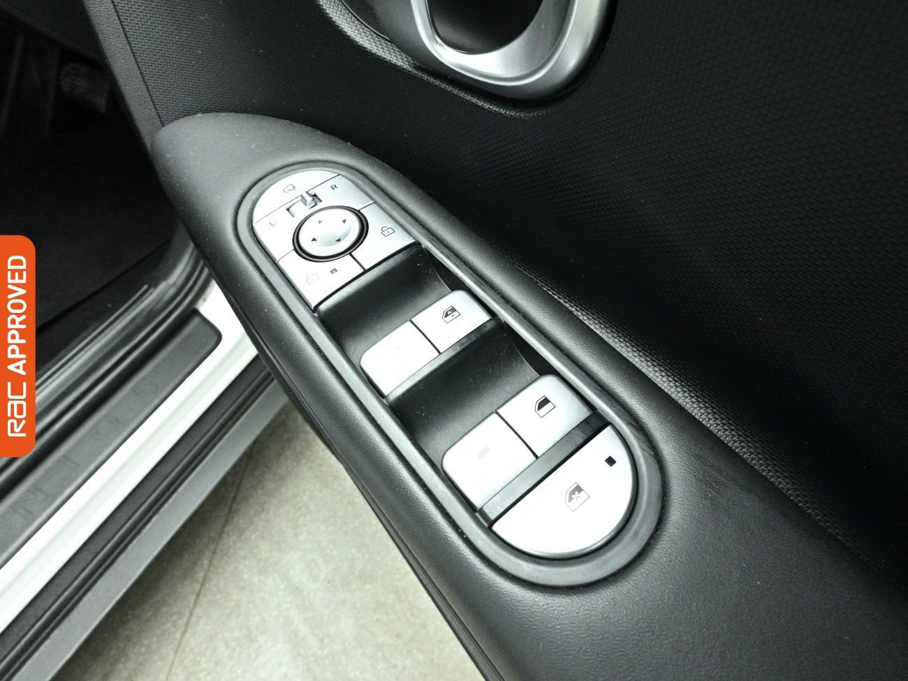 Hyundai Ioniq 5 view 26
