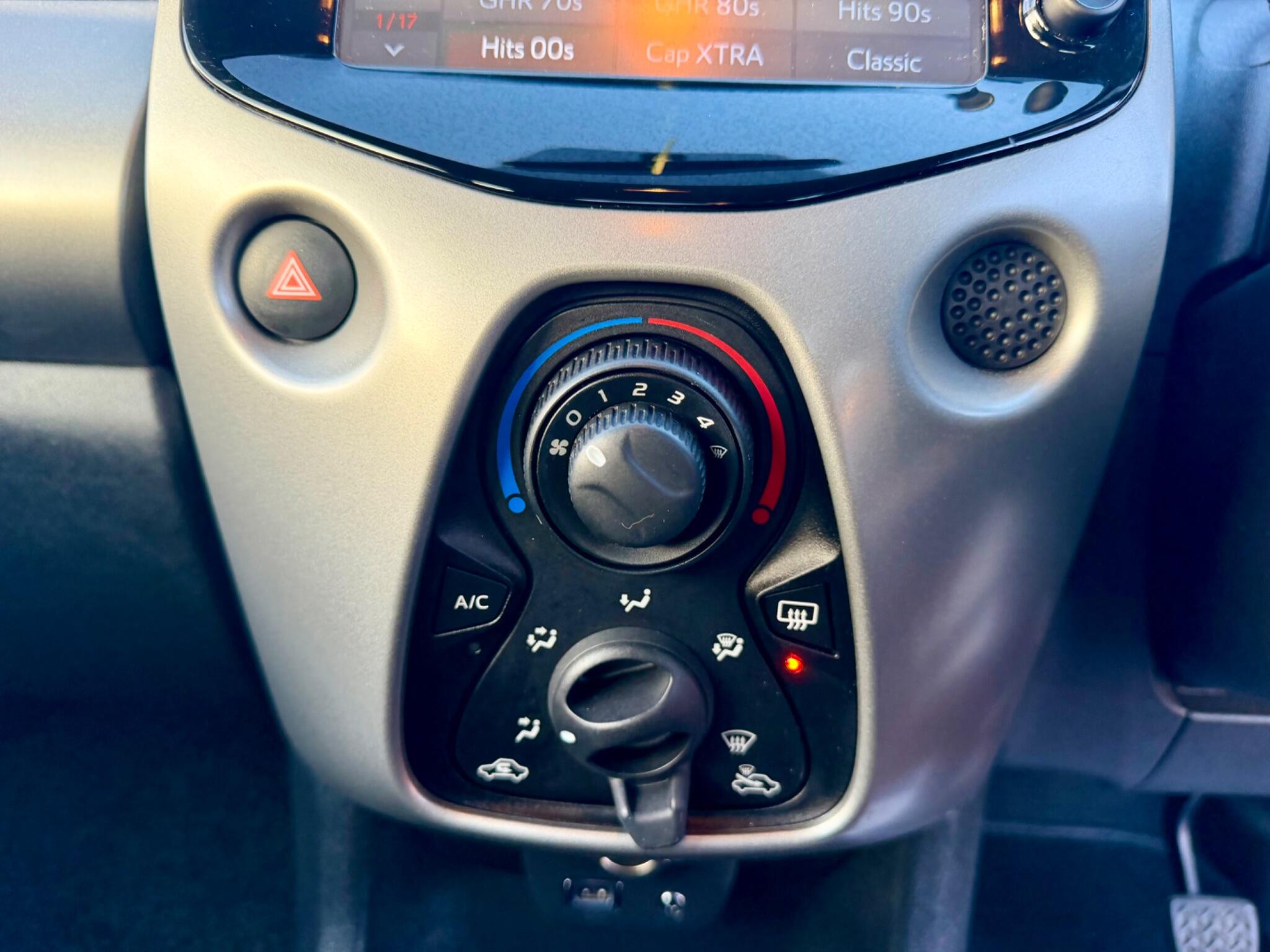 Peugeot 108 view 36