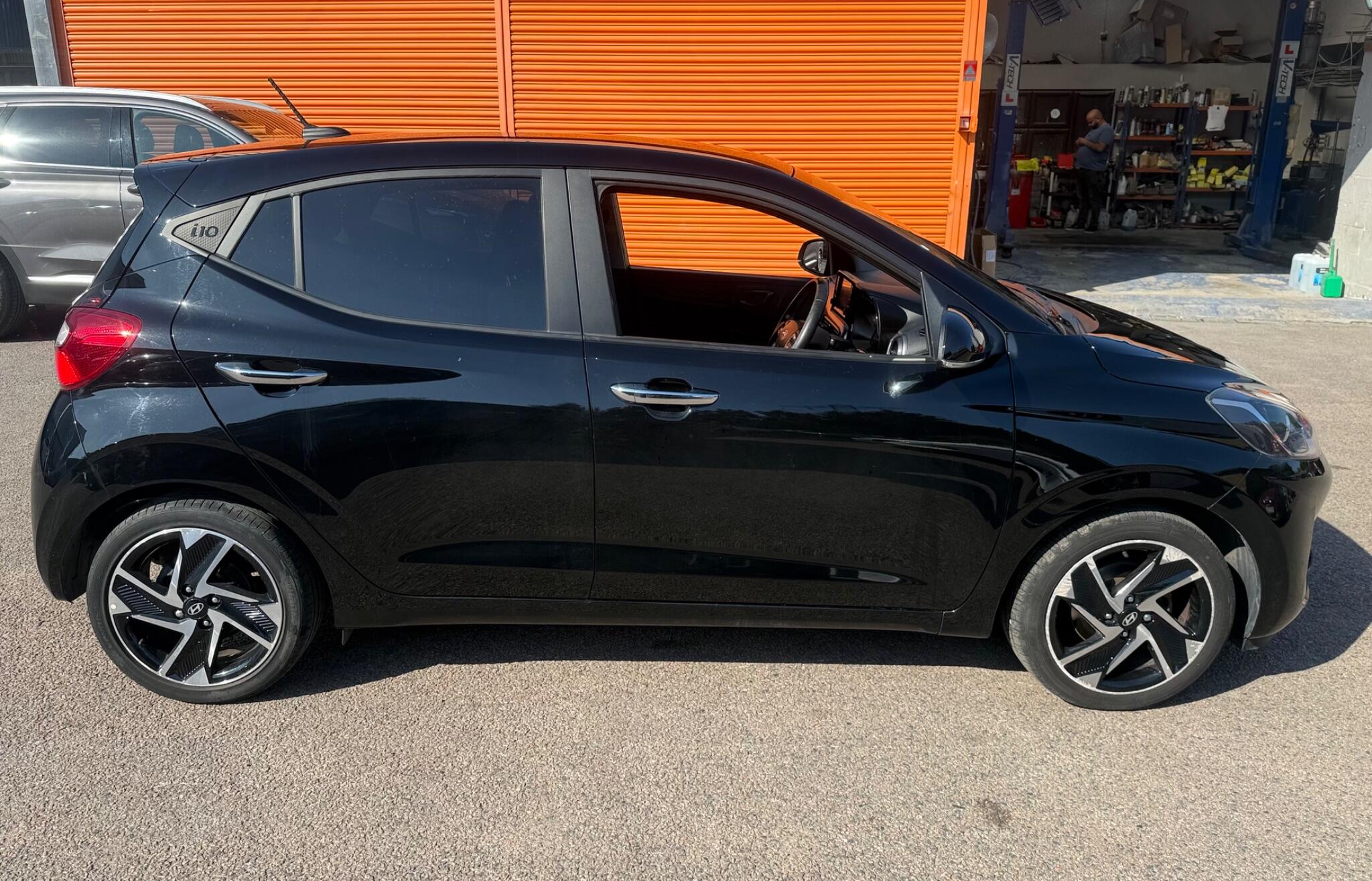 Hyundai I10 view 9