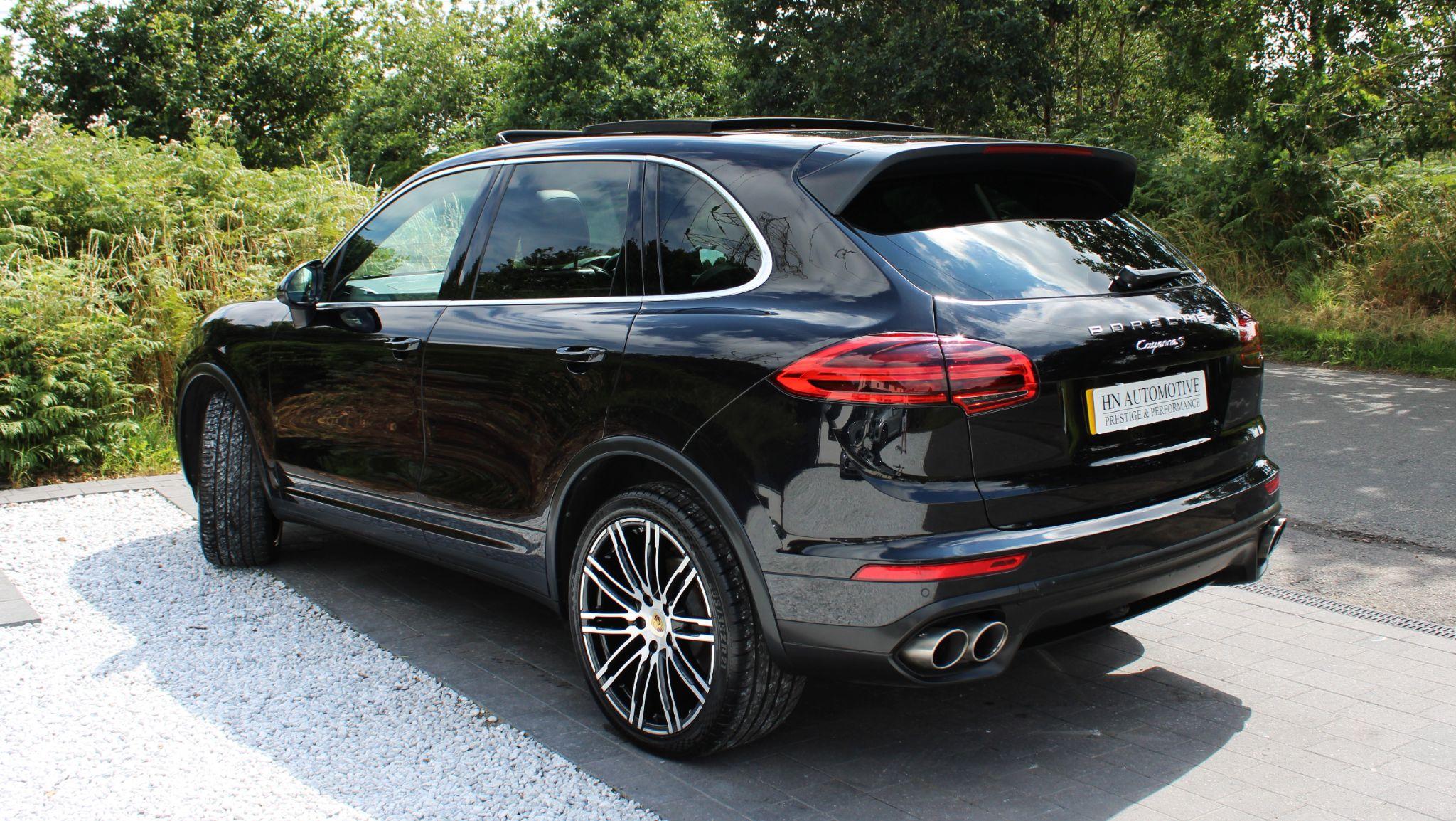 2016 Porsche Cayenne 4.2 TD V8 S TiptronicS 4WD Euro 6 (s/s) 5dr • 87,000 miles image 10