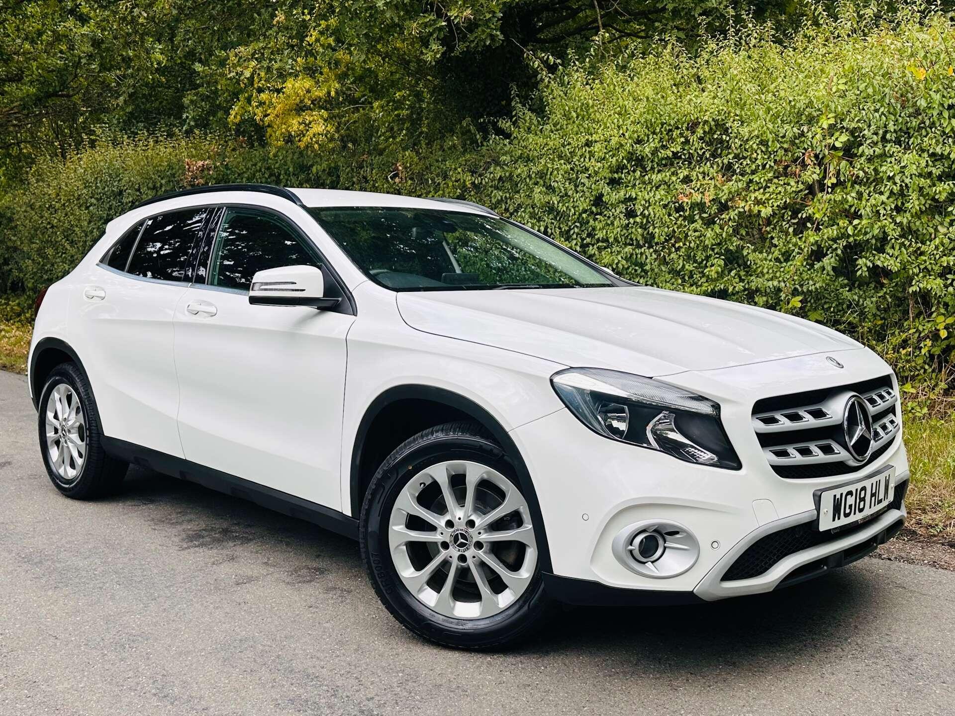 Mercedes-Benz Gla view 5