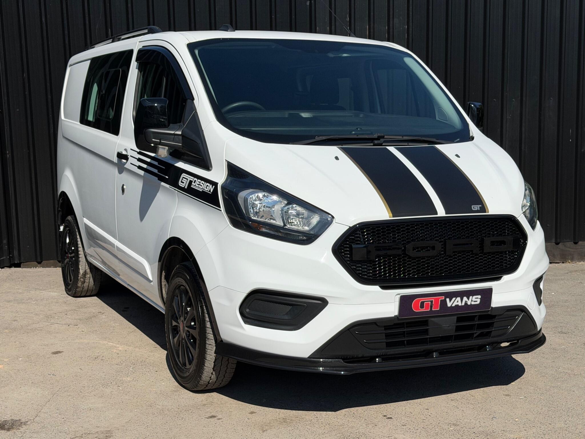 Ford Transit Custom view 2