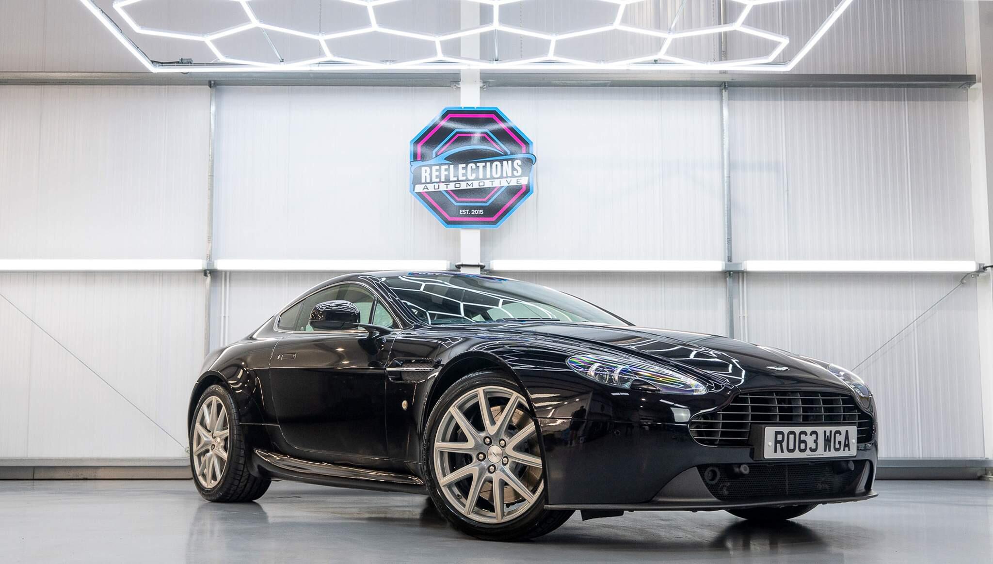 Aston Martin Vantage
