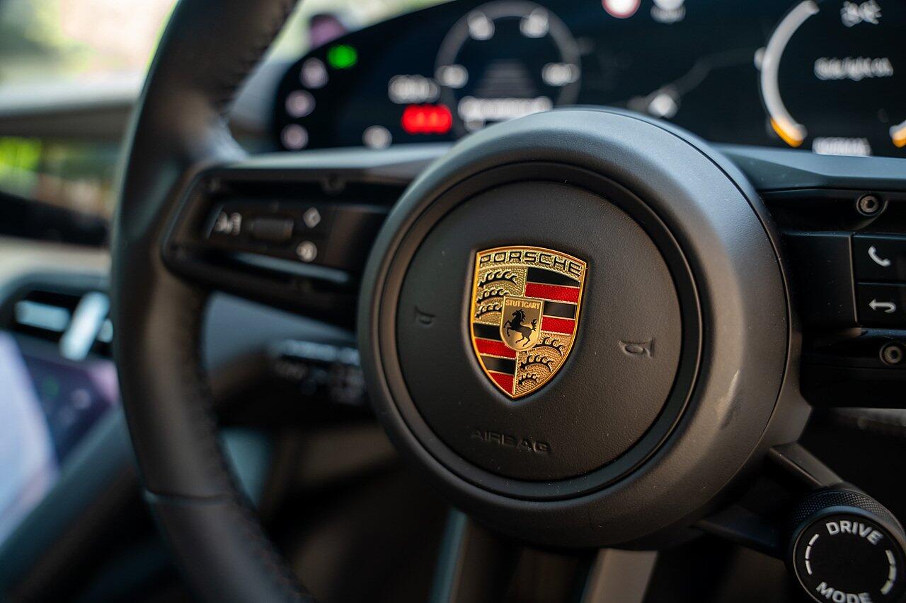 Porsche Taycan view 52