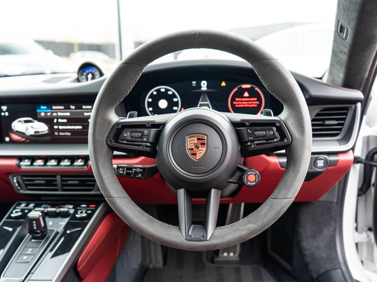 Porsche 911 view 22