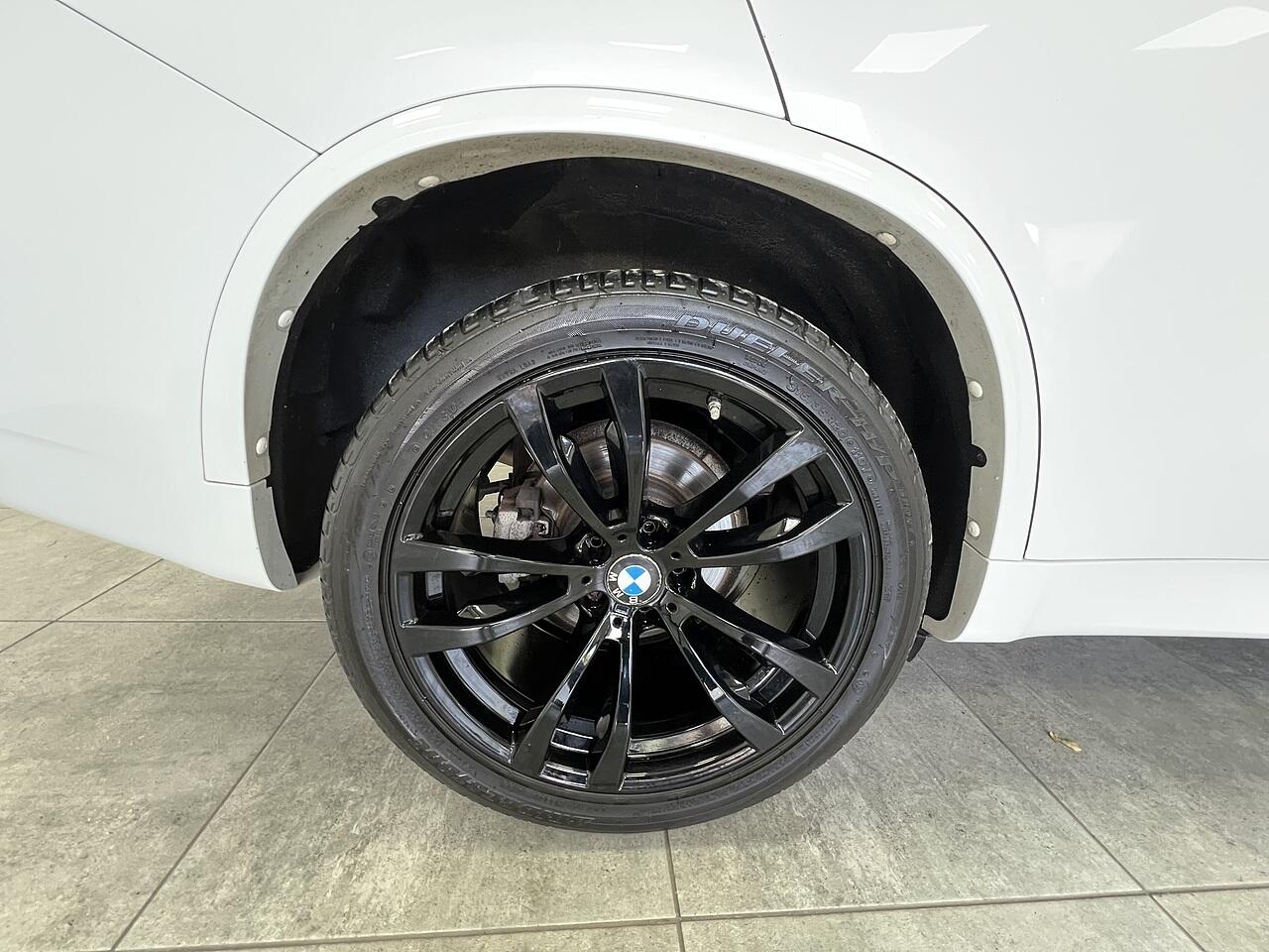 BMW X5 view 27