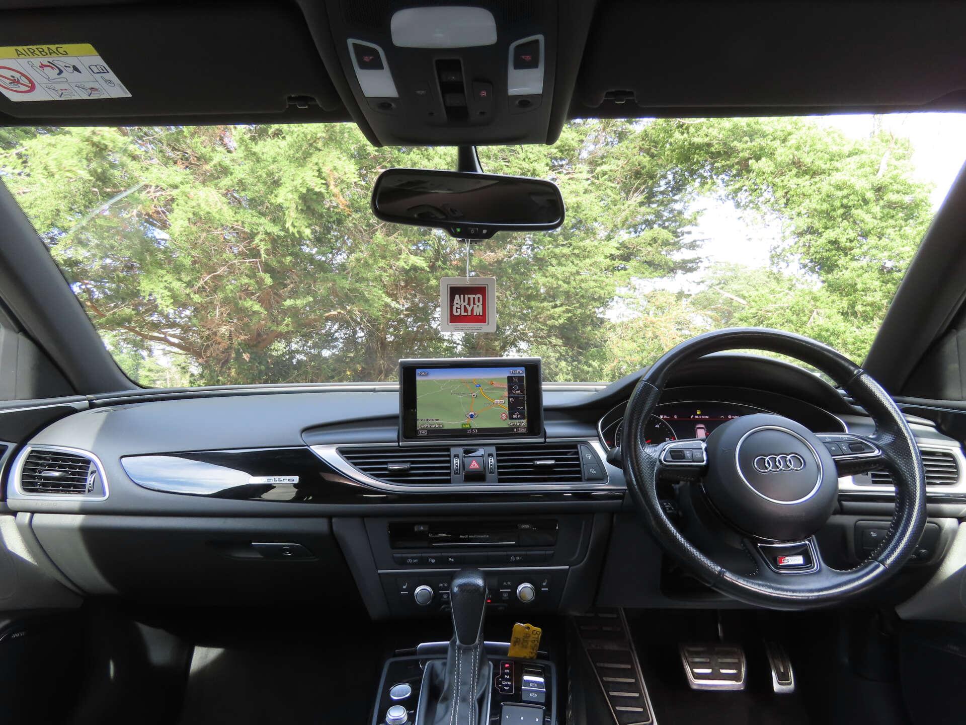 Audi A6 view 7