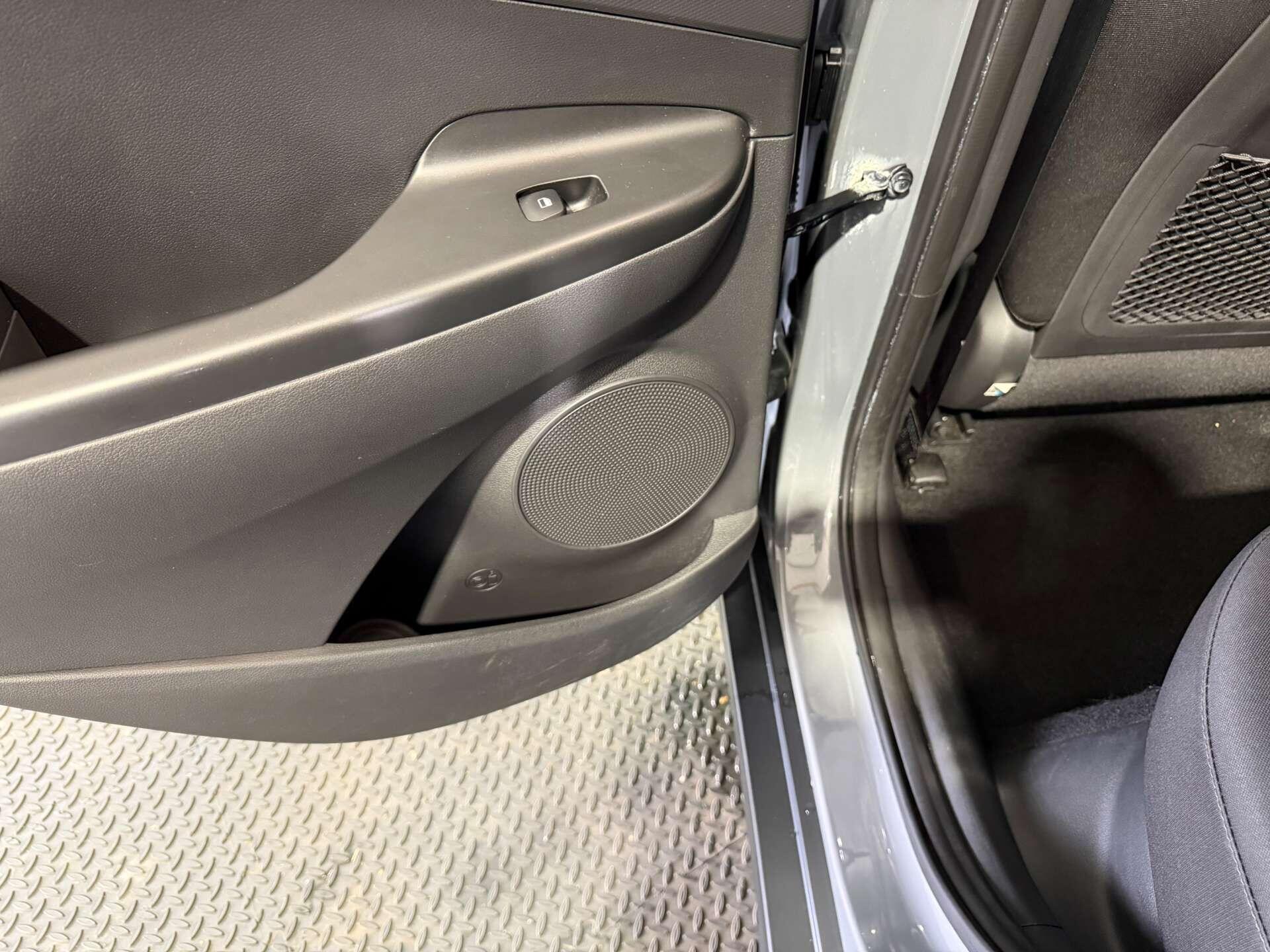 Hyundai Kona view 54