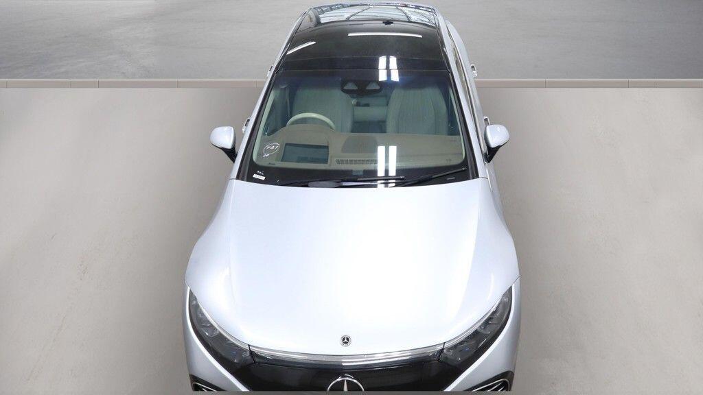 Mercedes-Benz EQS view 12