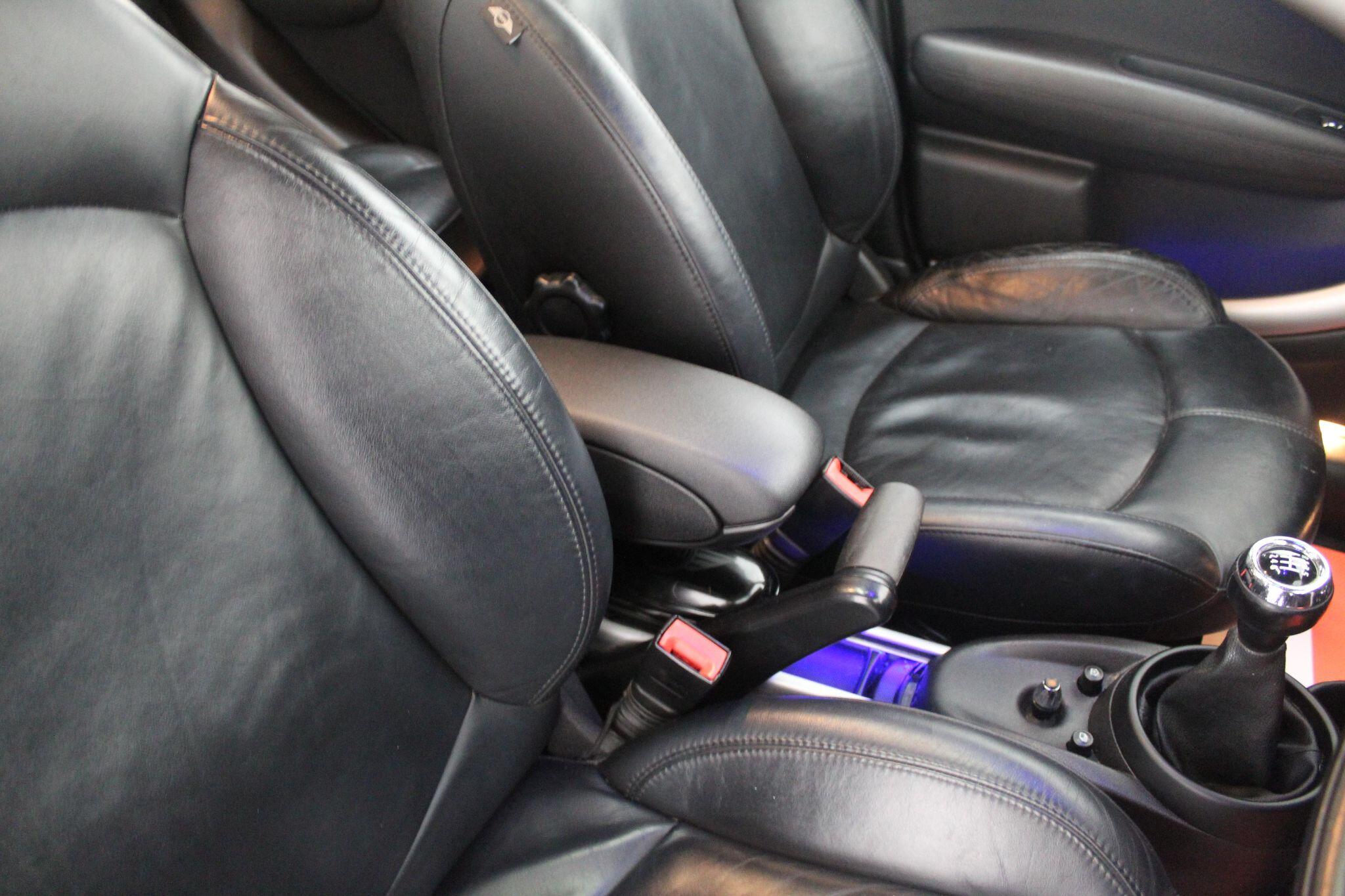 Mini Countryman view 43