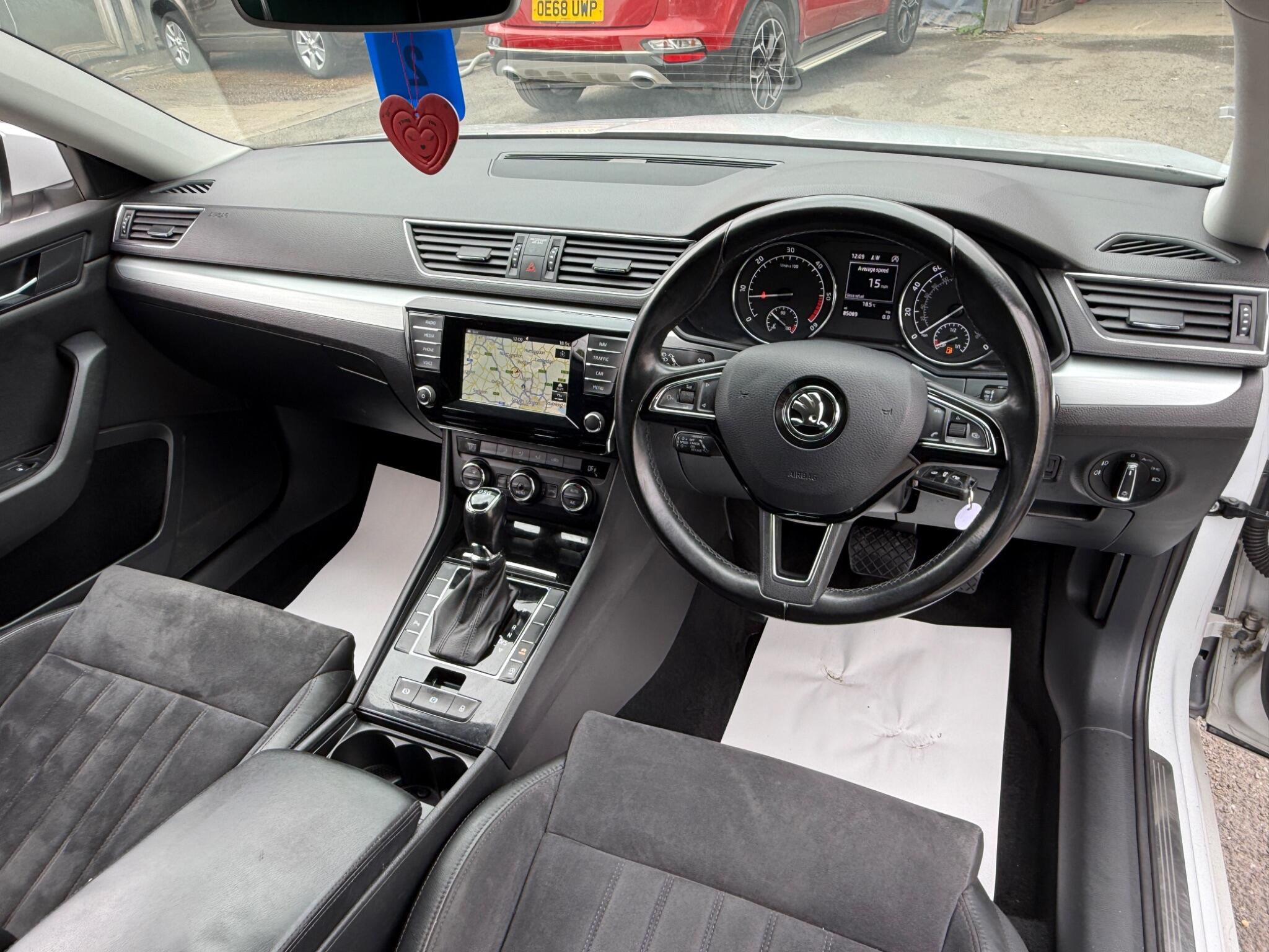 Skoda Superb - Image 29