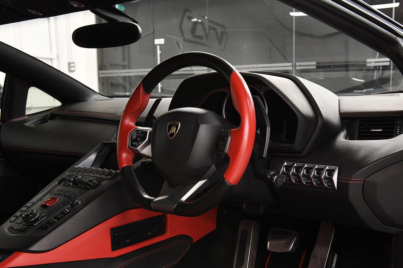 Lamborghini Aventador view 5